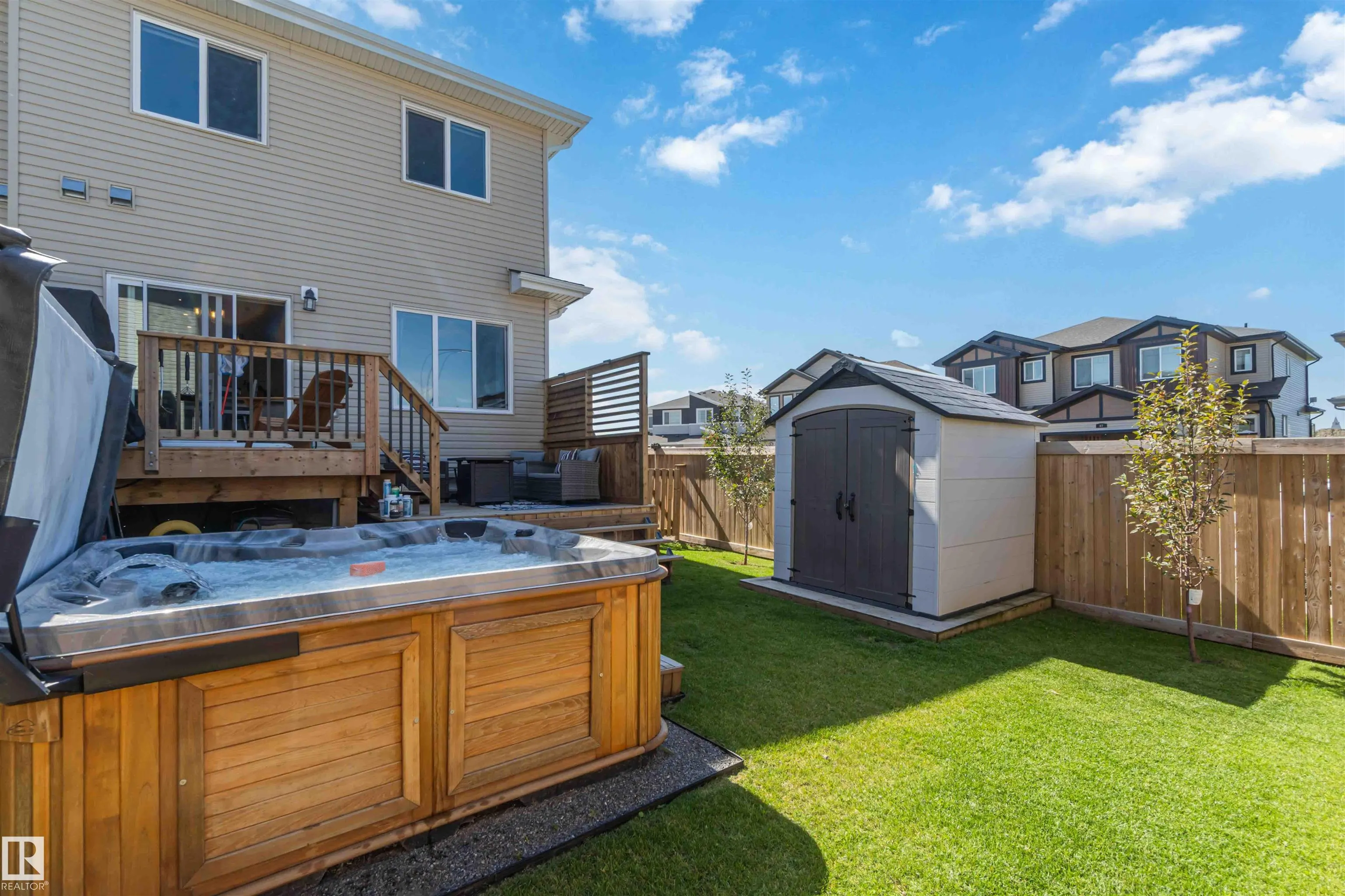 70 SPRINGBROOK Wynd