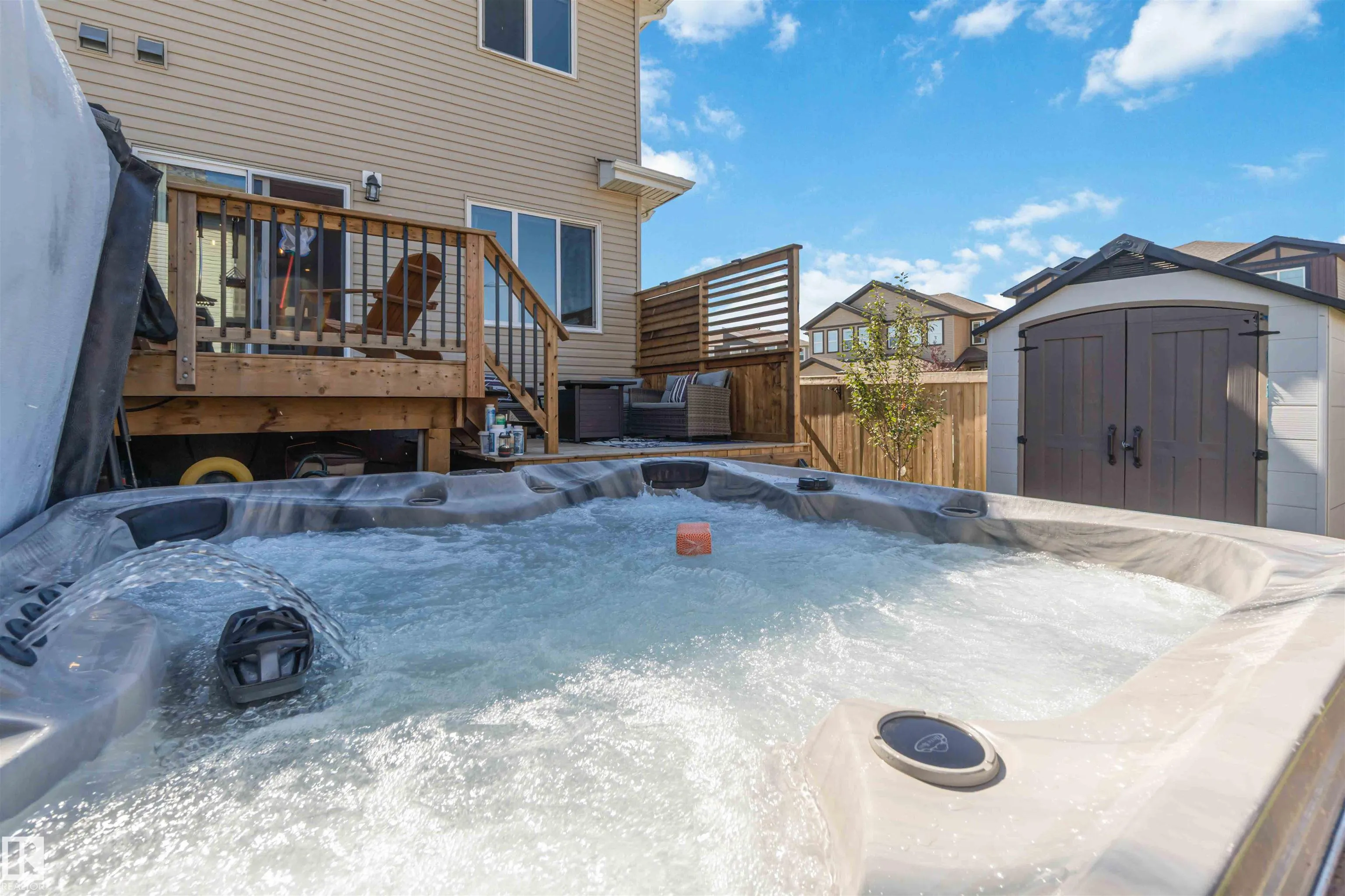 70 SPRINGBROOK Wynd