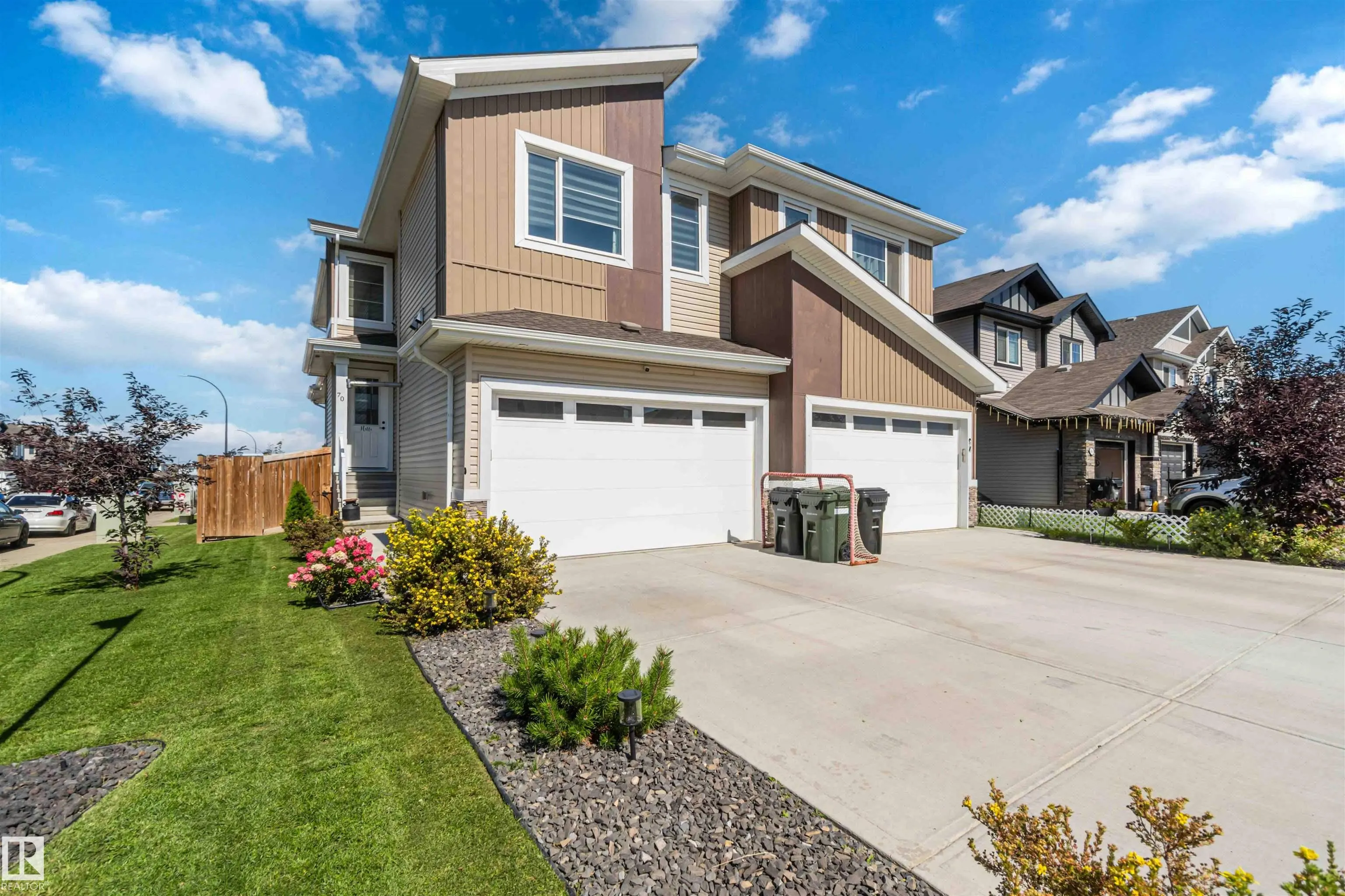 70 SPRINGBROOK Wynd