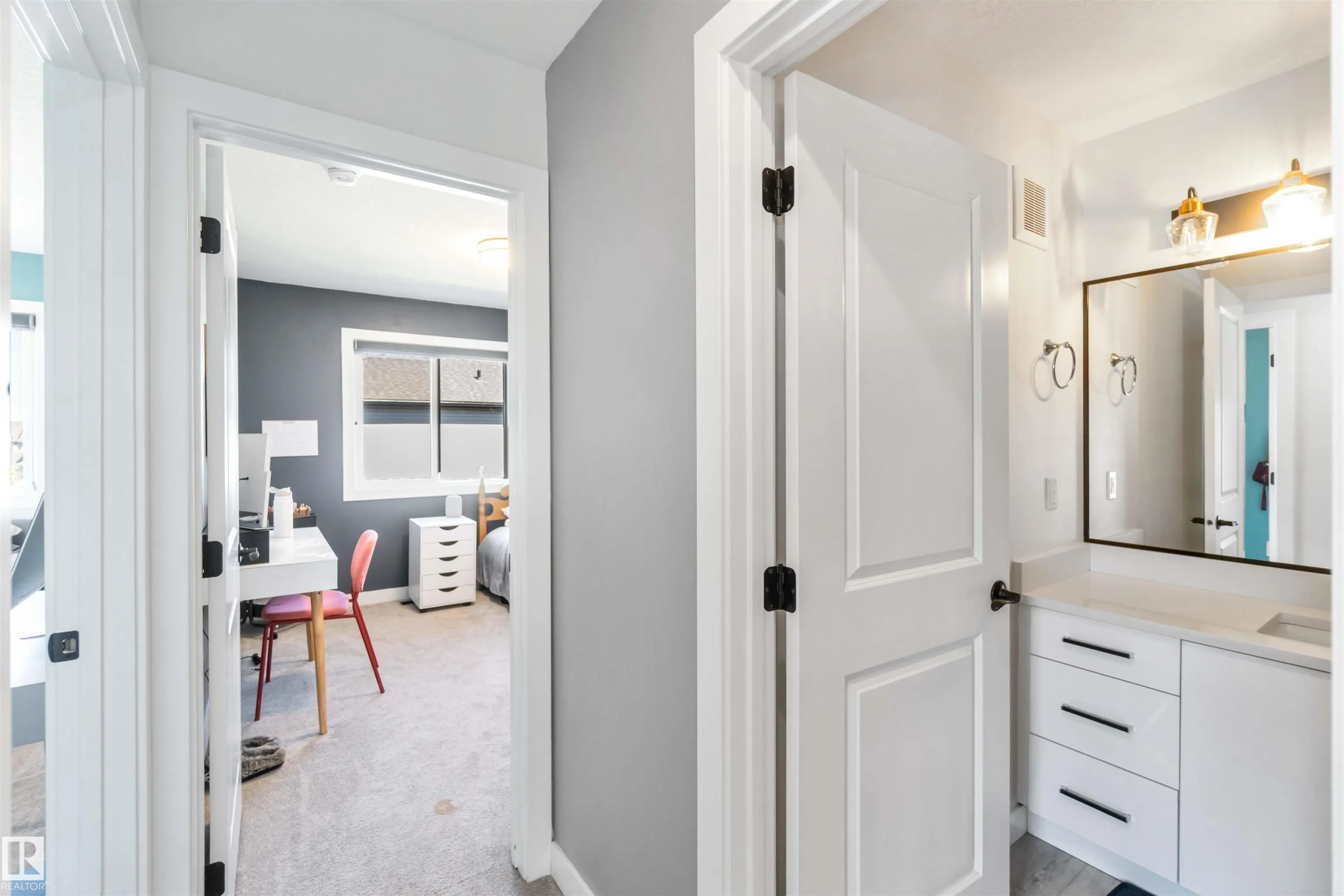 70 SPRINGBROOK Wynd