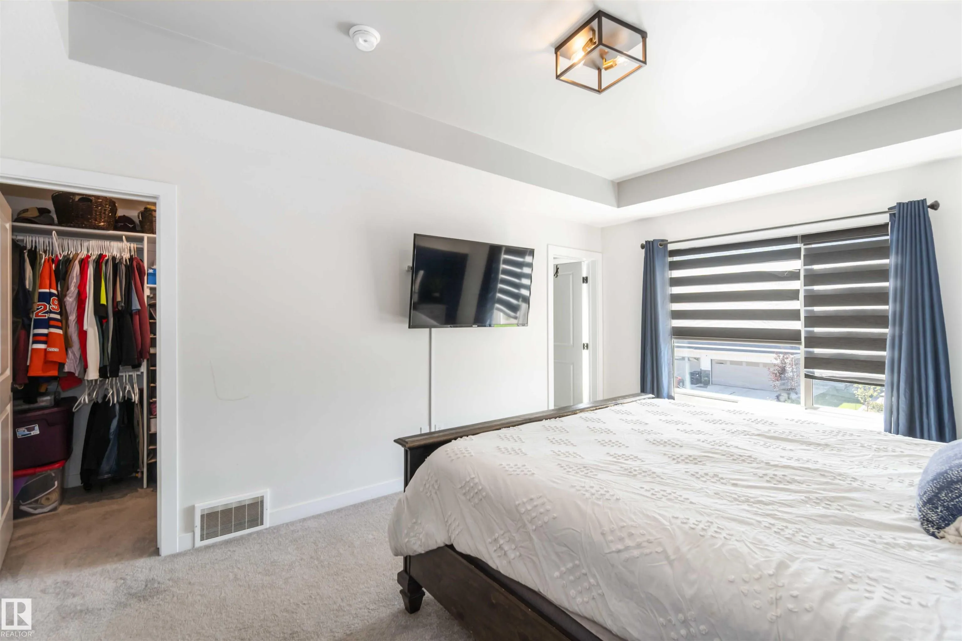 70 SPRINGBROOK Wynd
