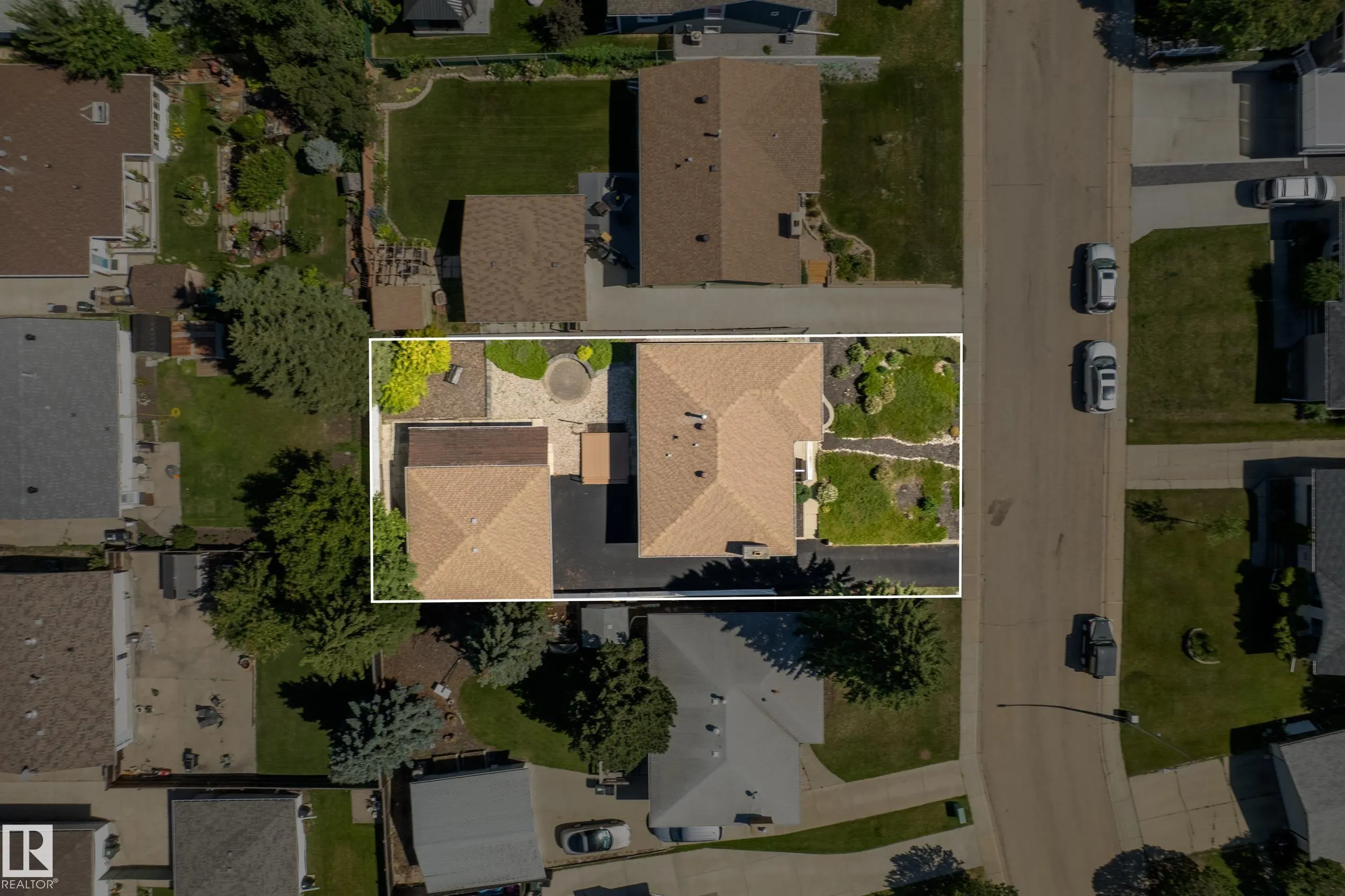 8 GRAVENHURST Crescent