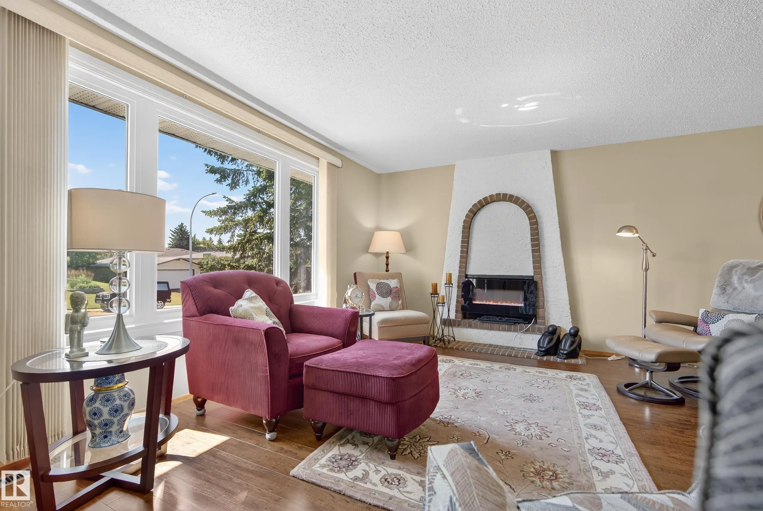 8 GRAVENHURST Crescent