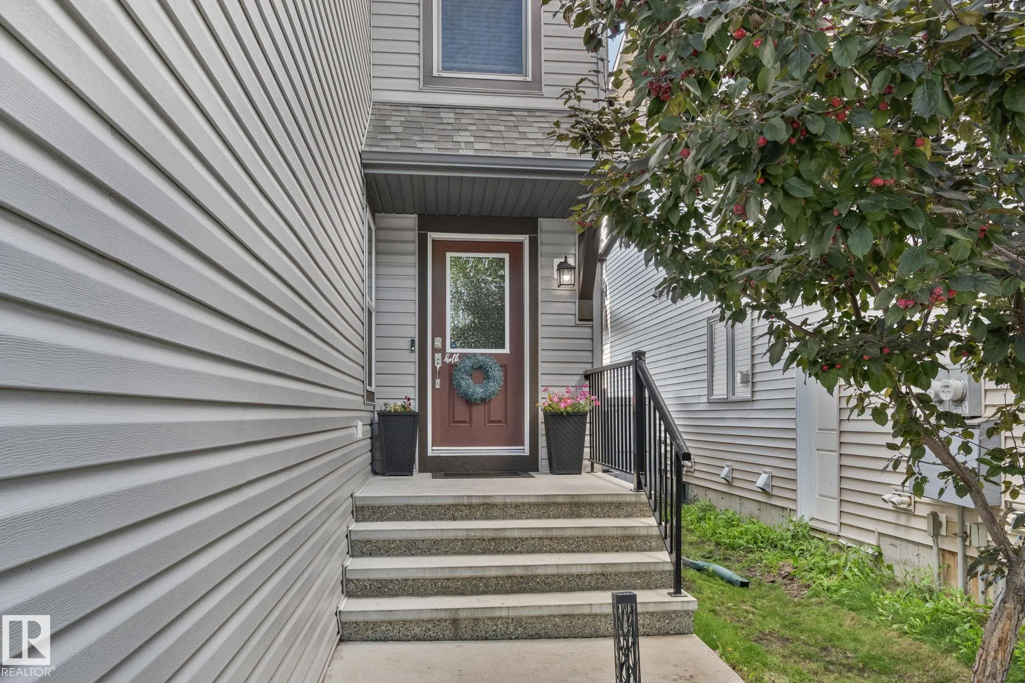 3936 CLAXTON Loop
