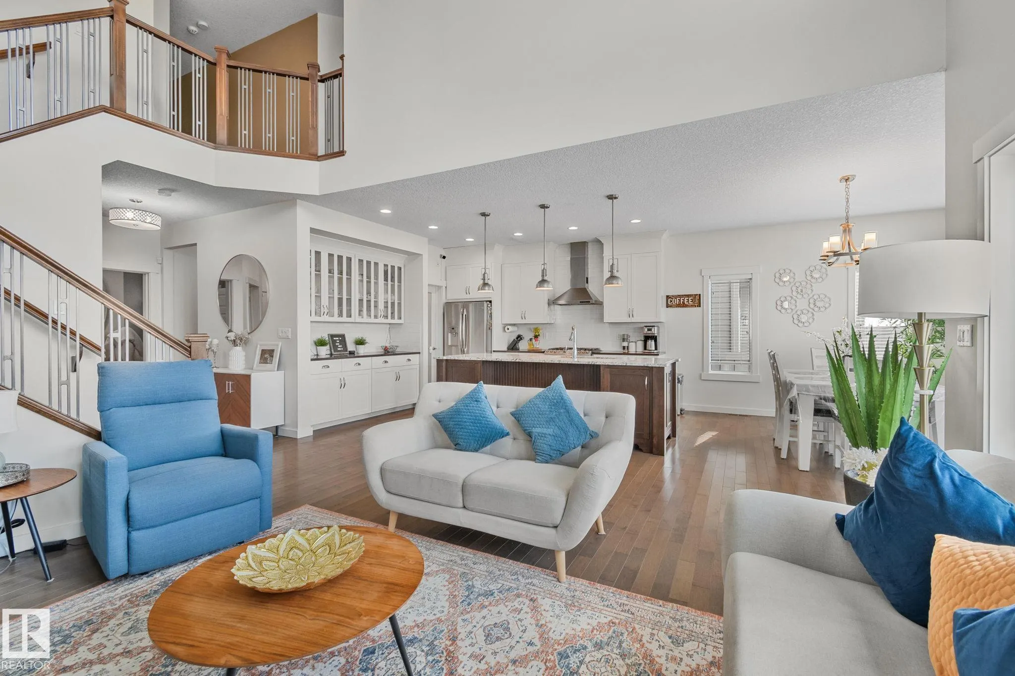 3936 CLAXTON Loop