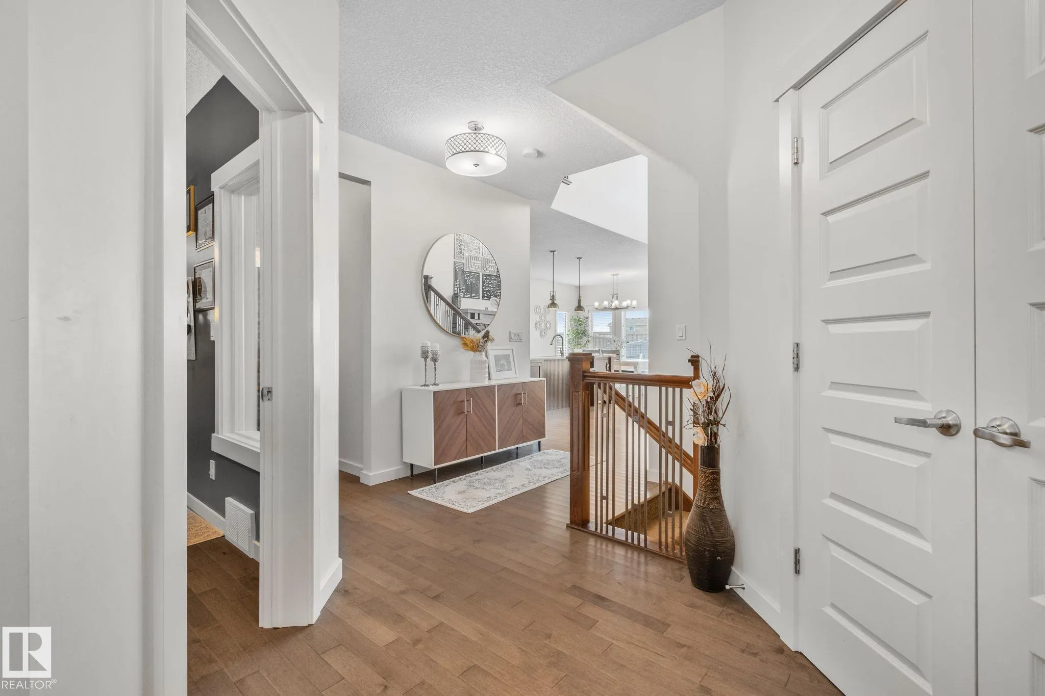 3936 CLAXTON Loop