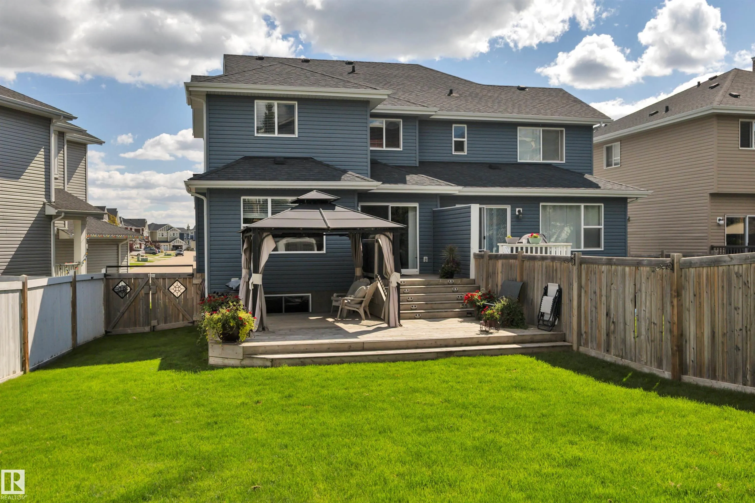 391 SIMMONDS Way