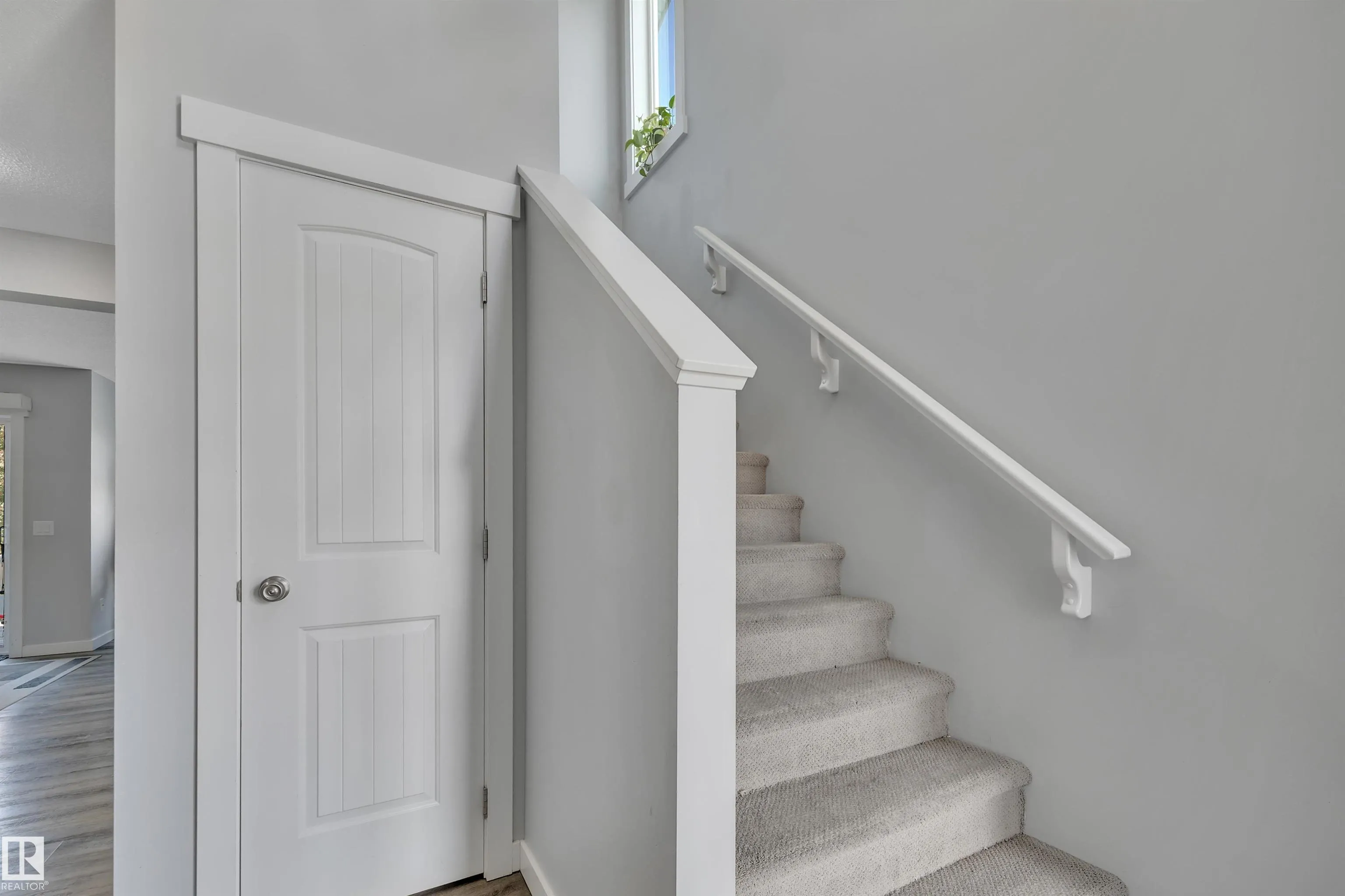 391 SIMMONDS Way