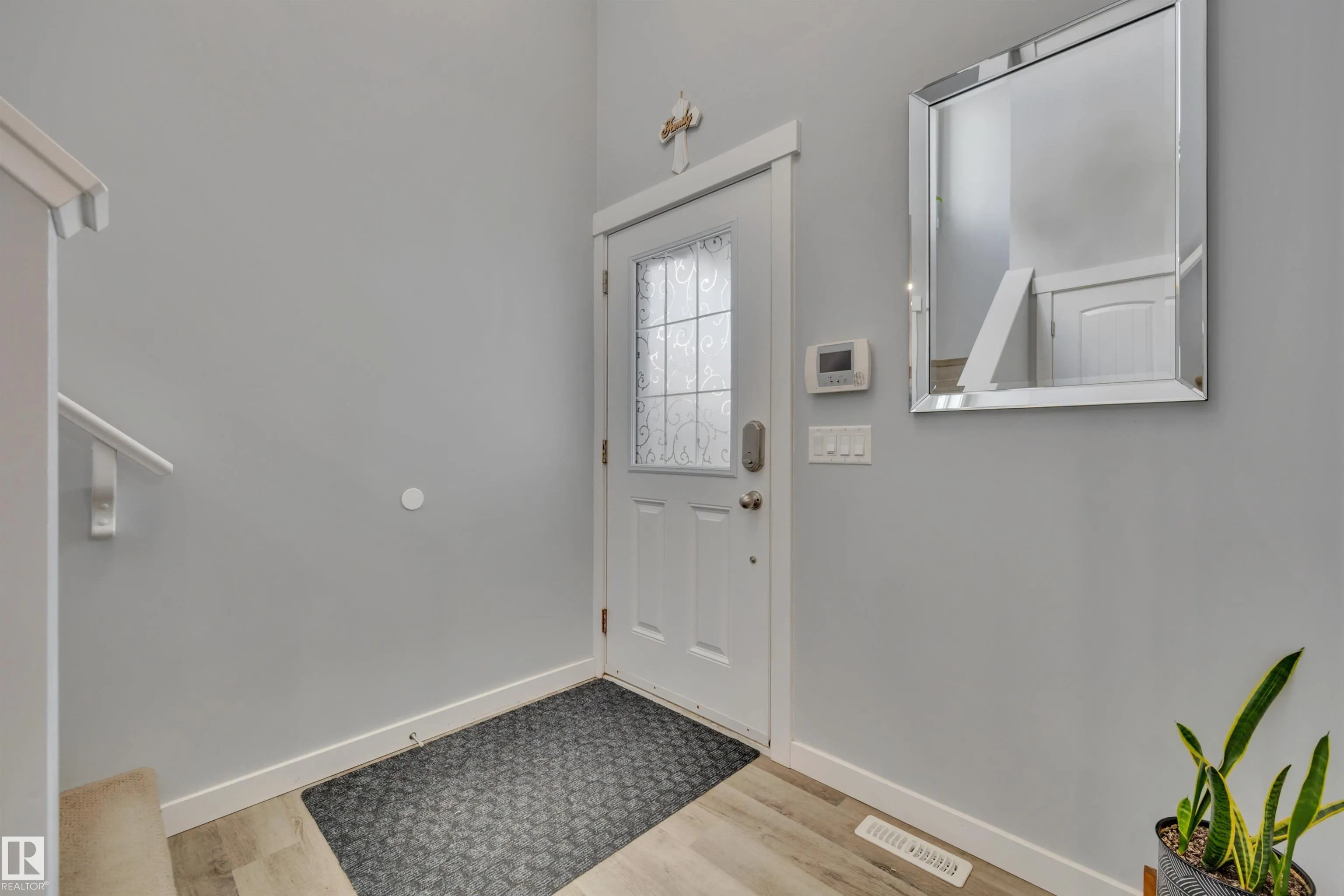 391 SIMMONDS Way