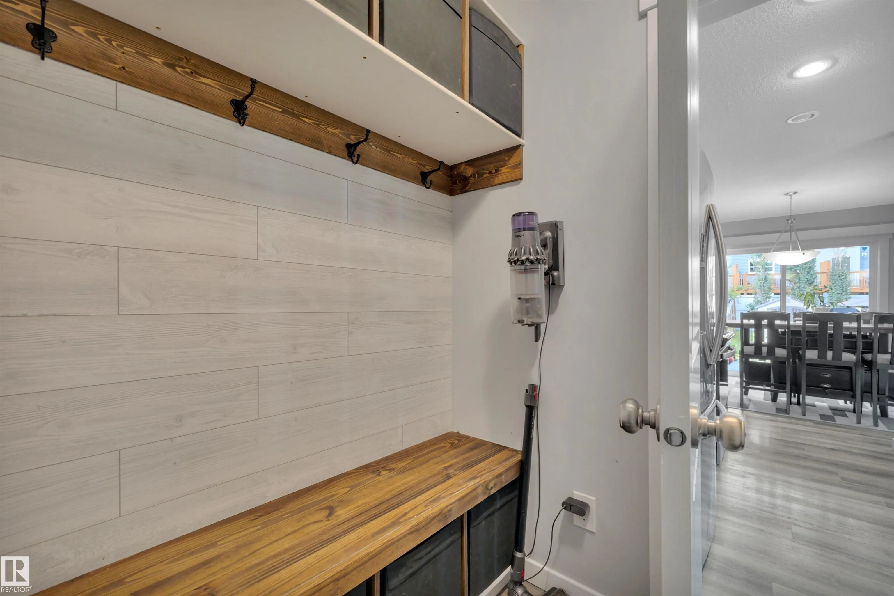 391 SIMMONDS Way