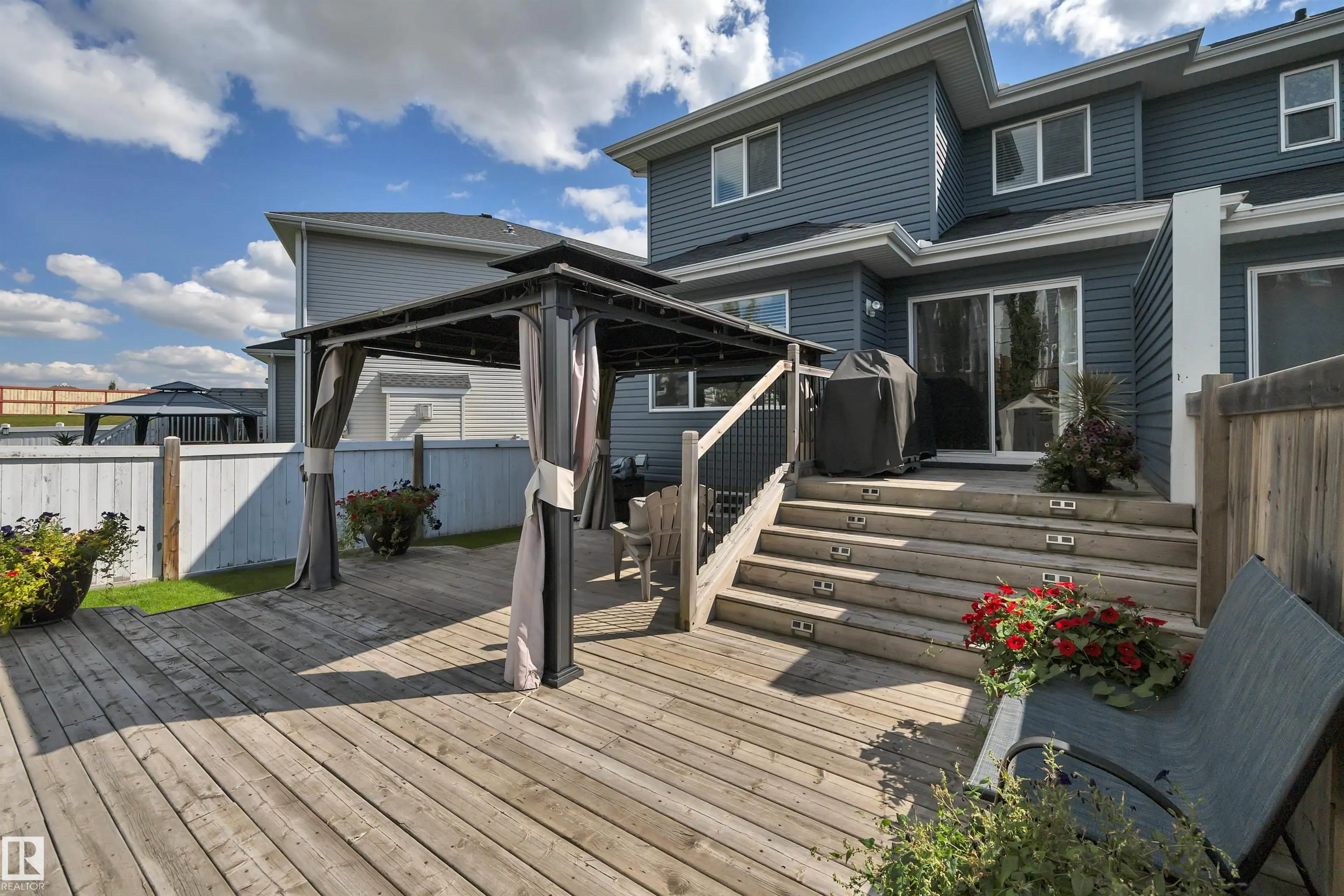 391 SIMMONDS Way