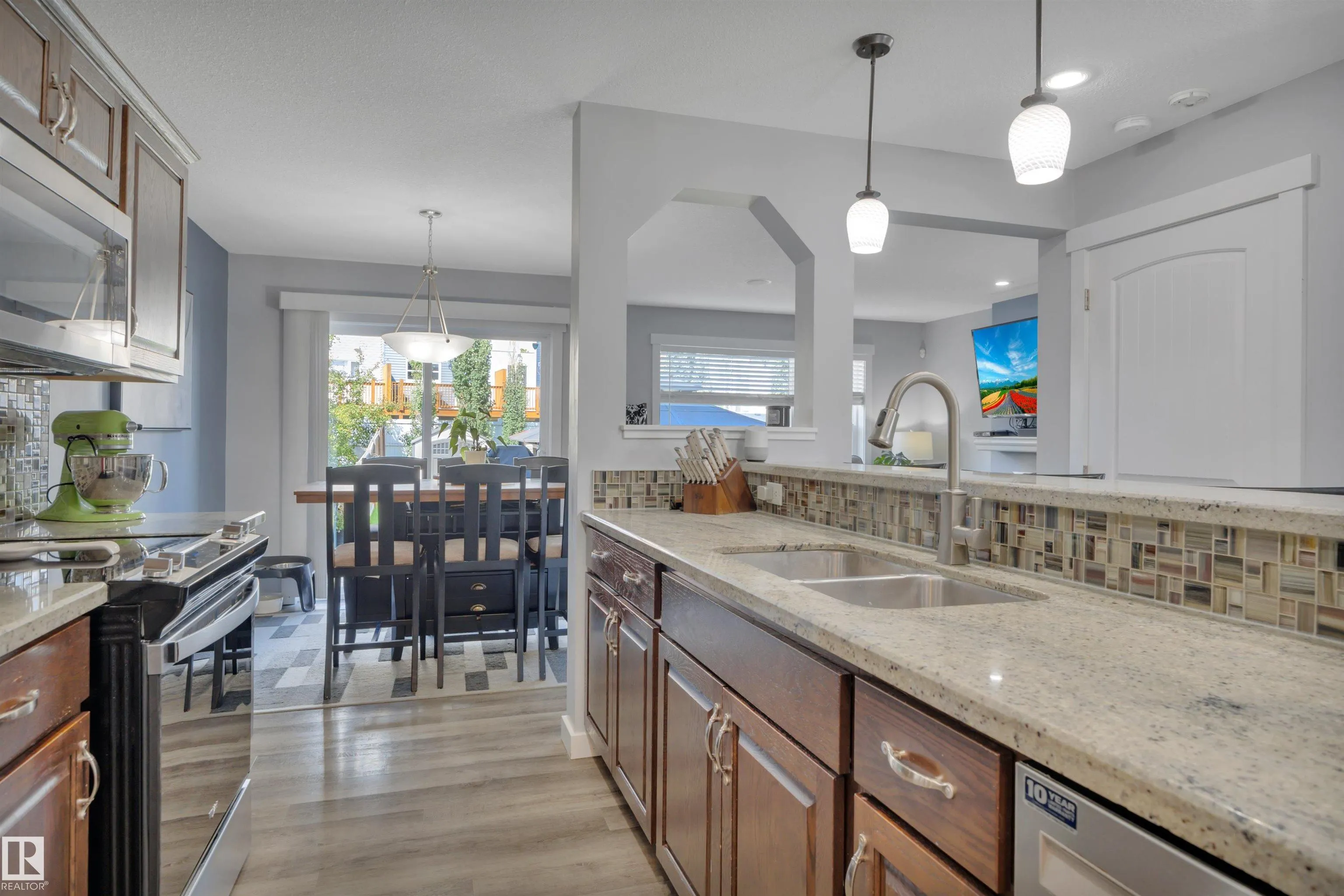 391 SIMMONDS Way