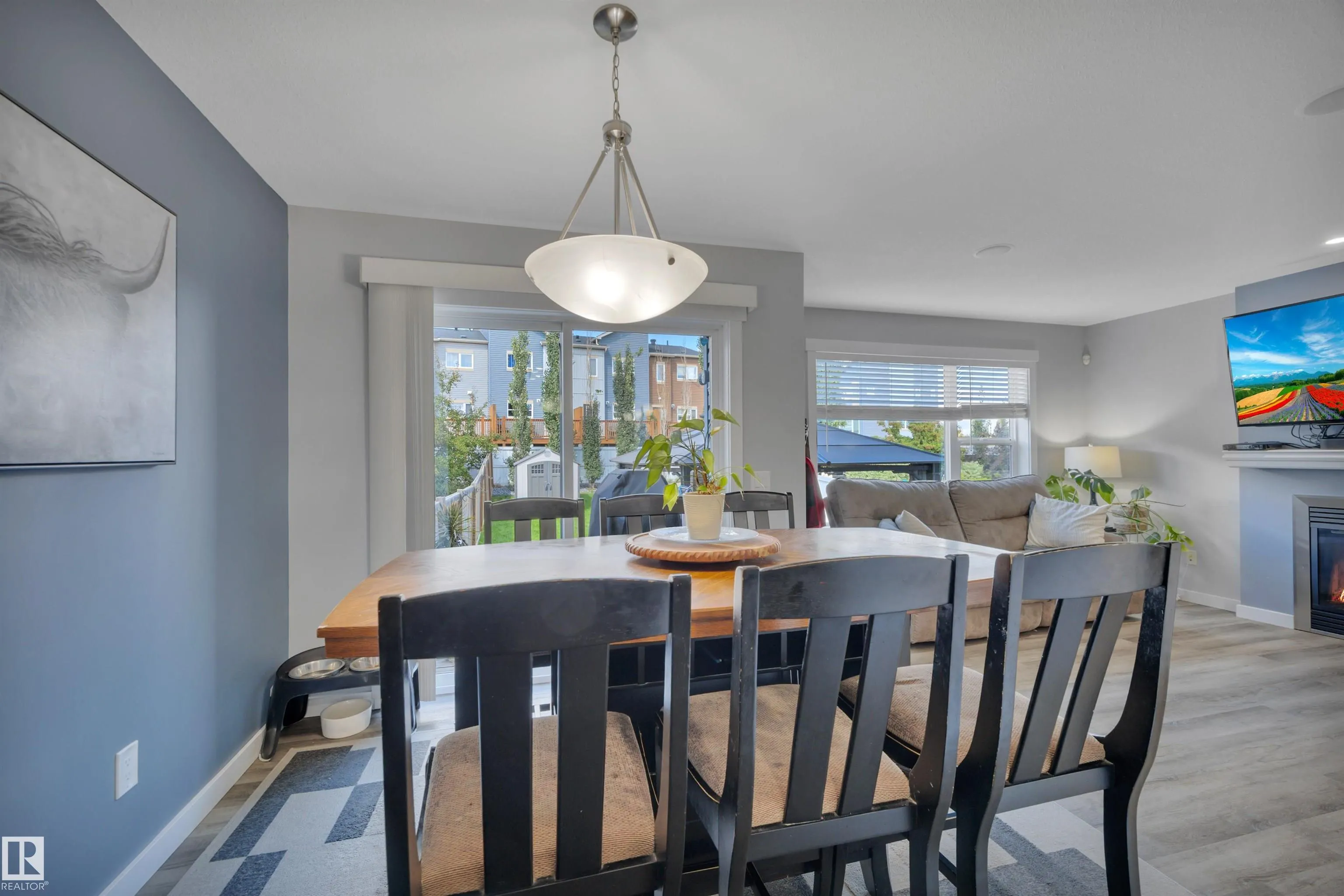 391 SIMMONDS Way