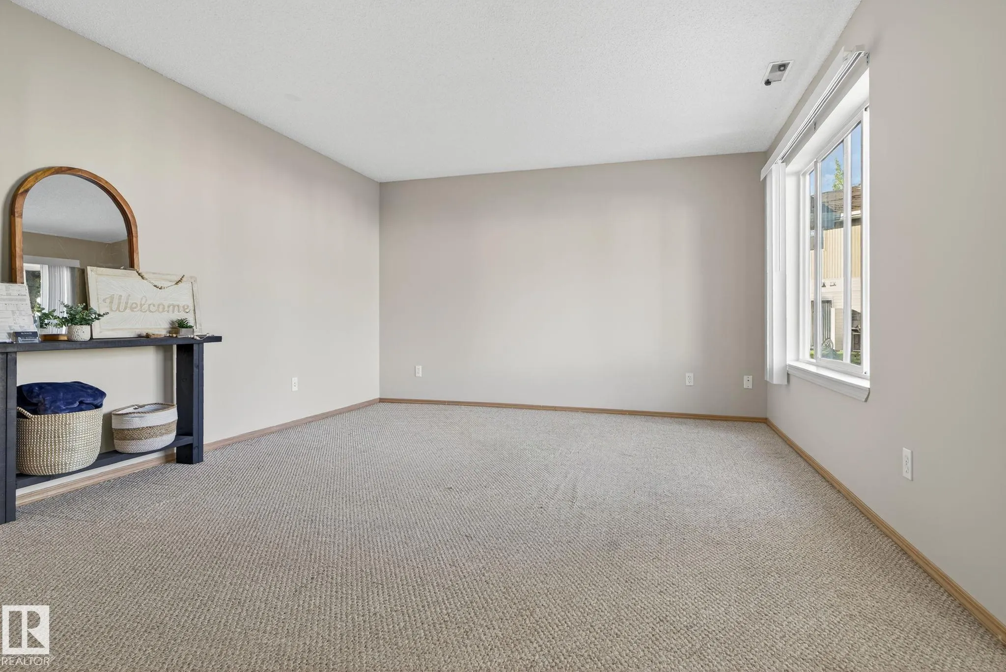 180 BRIDGEPORT Boulevard