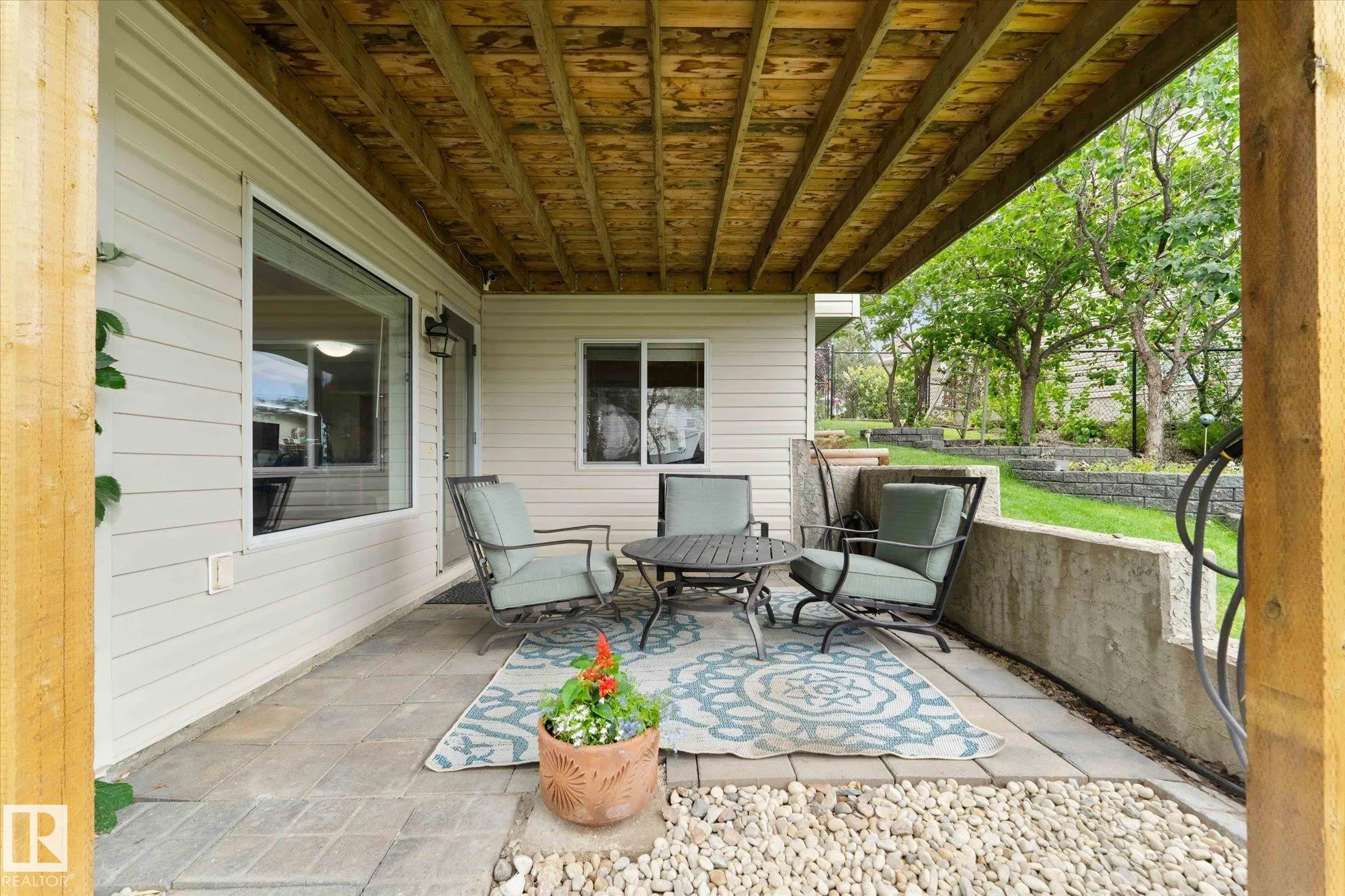 7 HALVERSON Court
