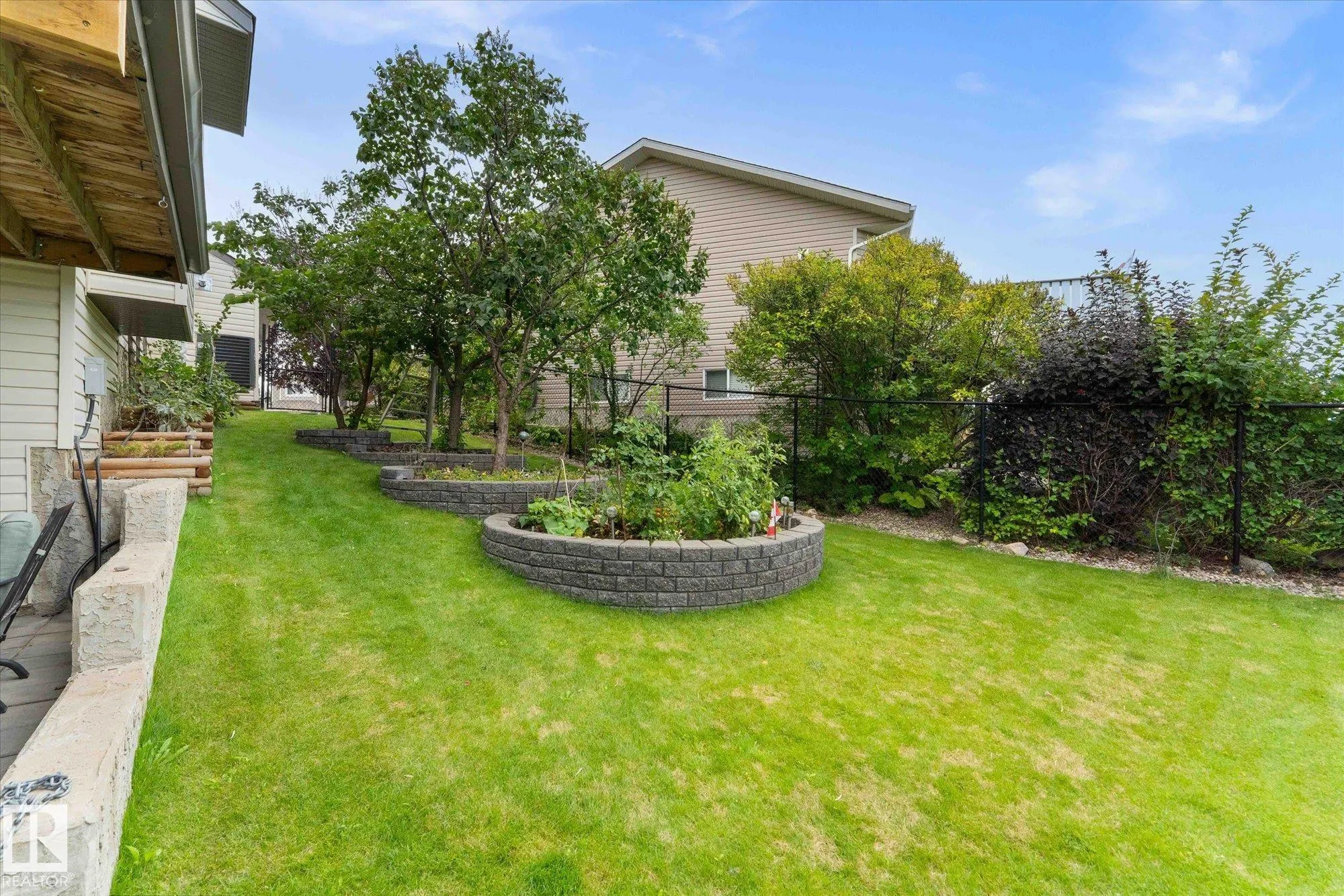 7 HALVERSON Court