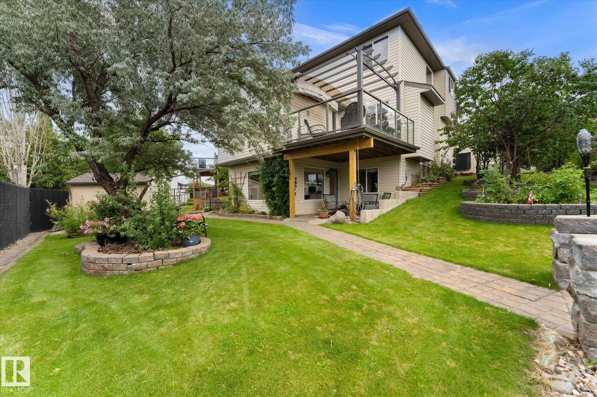 7 HALVERSON Court