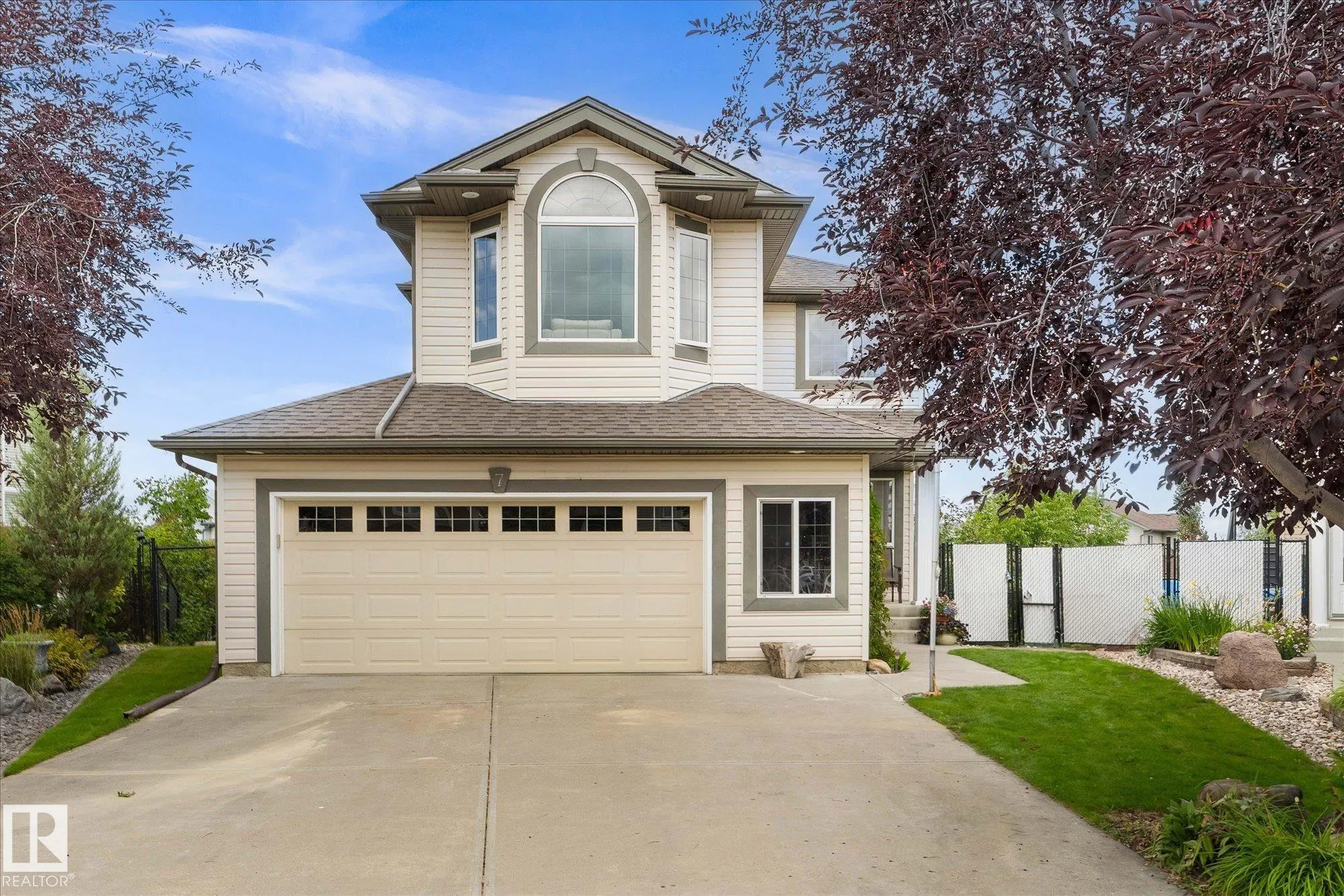 7 HALVERSON Court