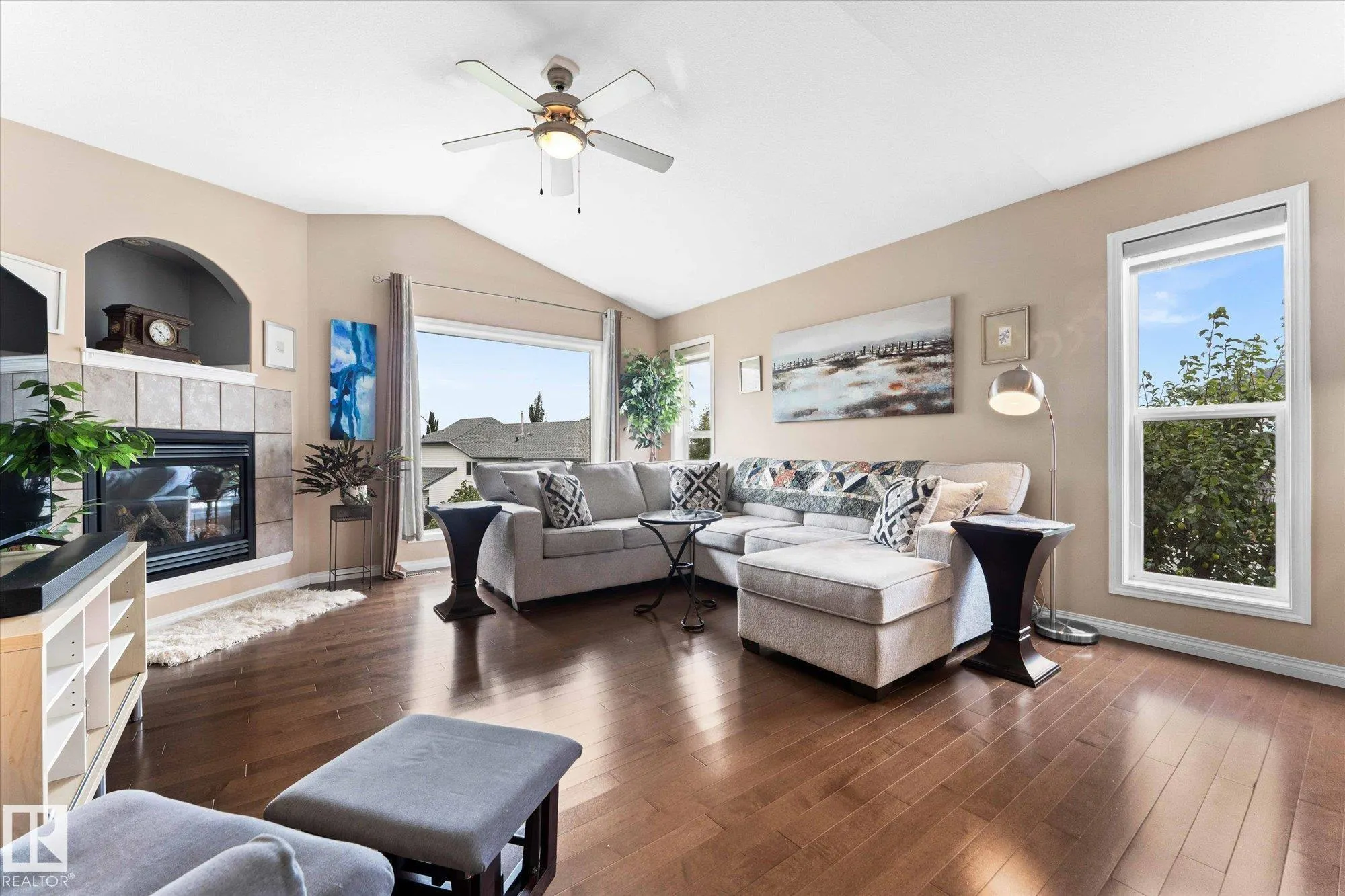 7 HALVERSON Court