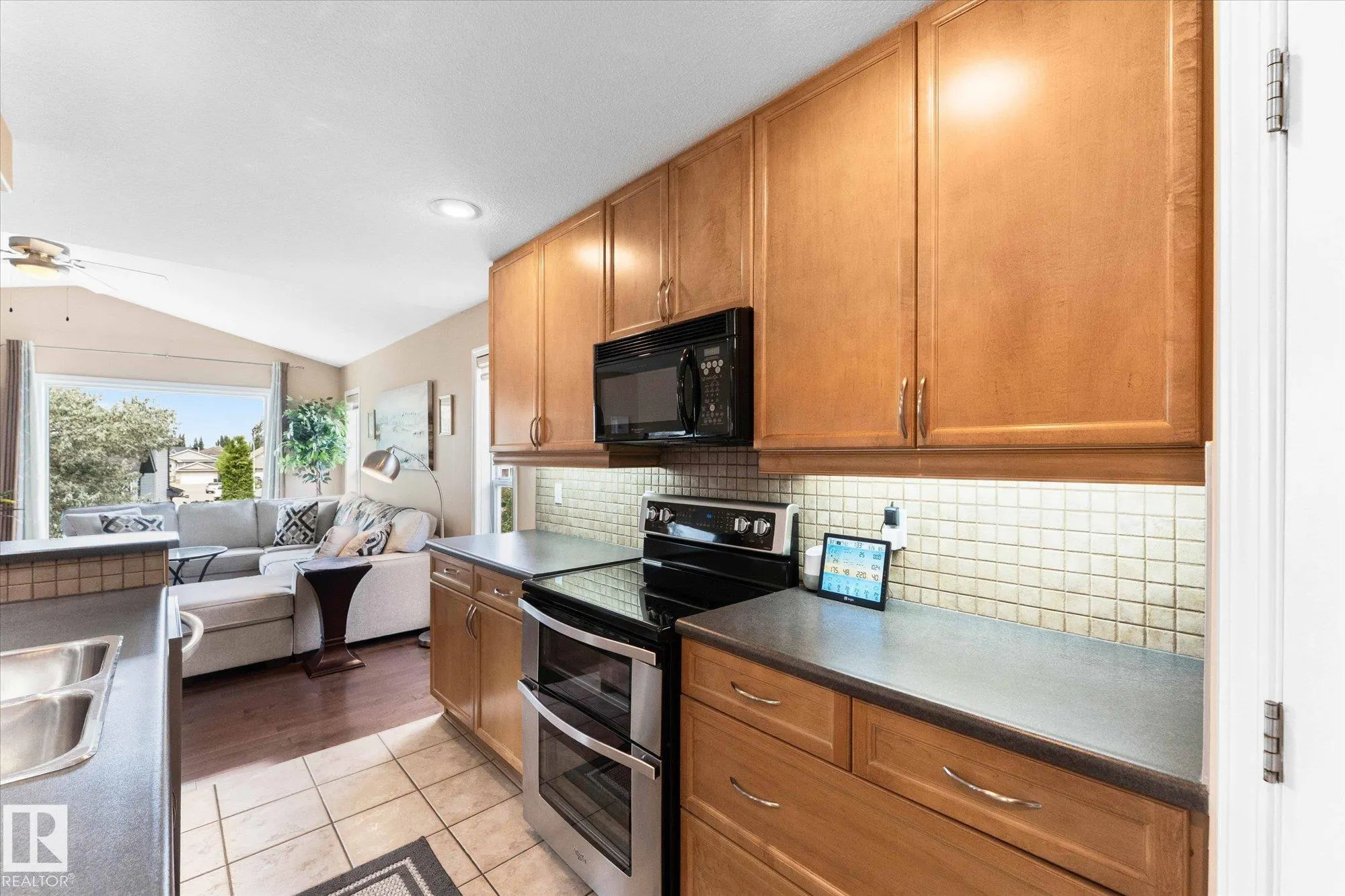 7 HALVERSON Court