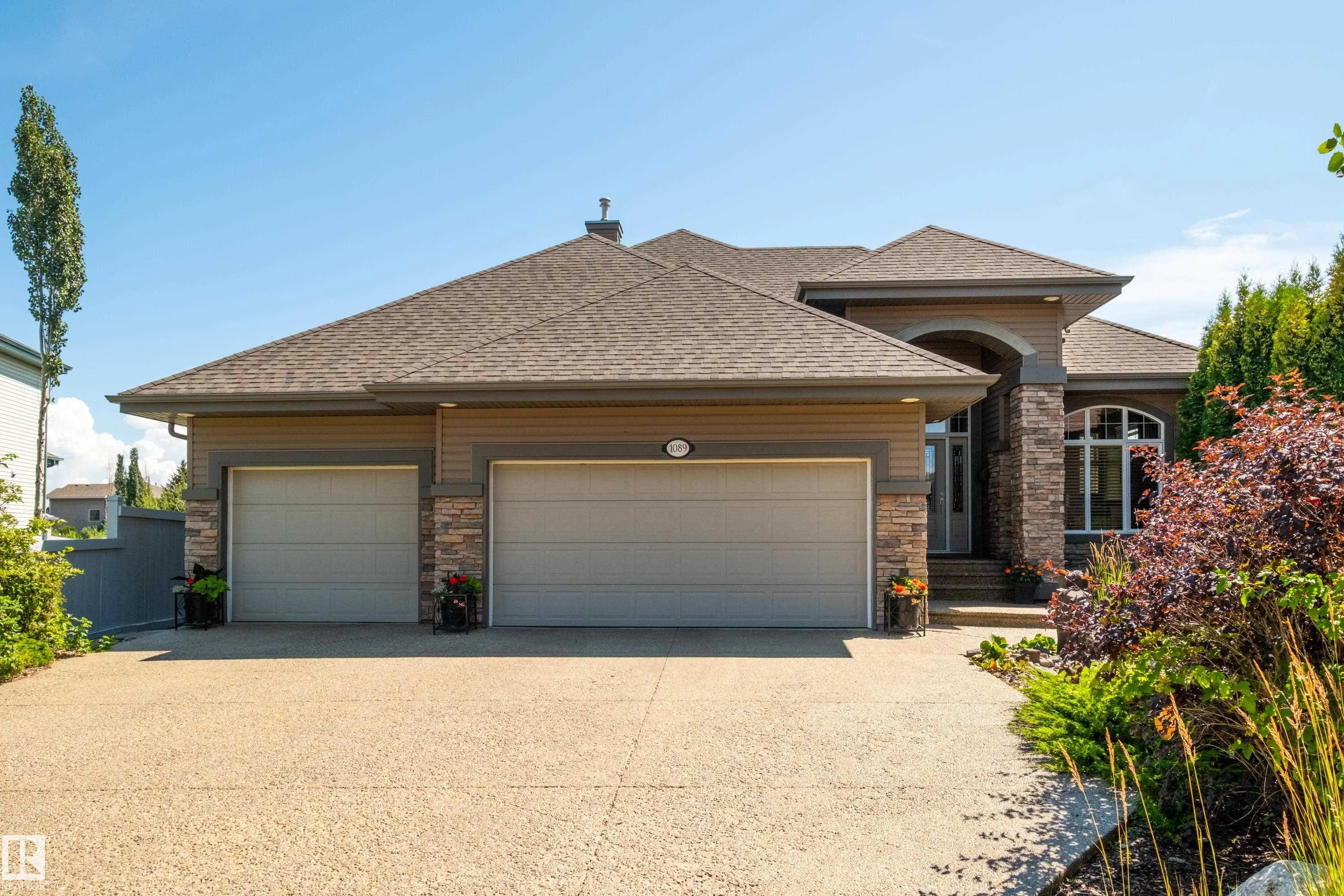 1089 Goodwin Circle