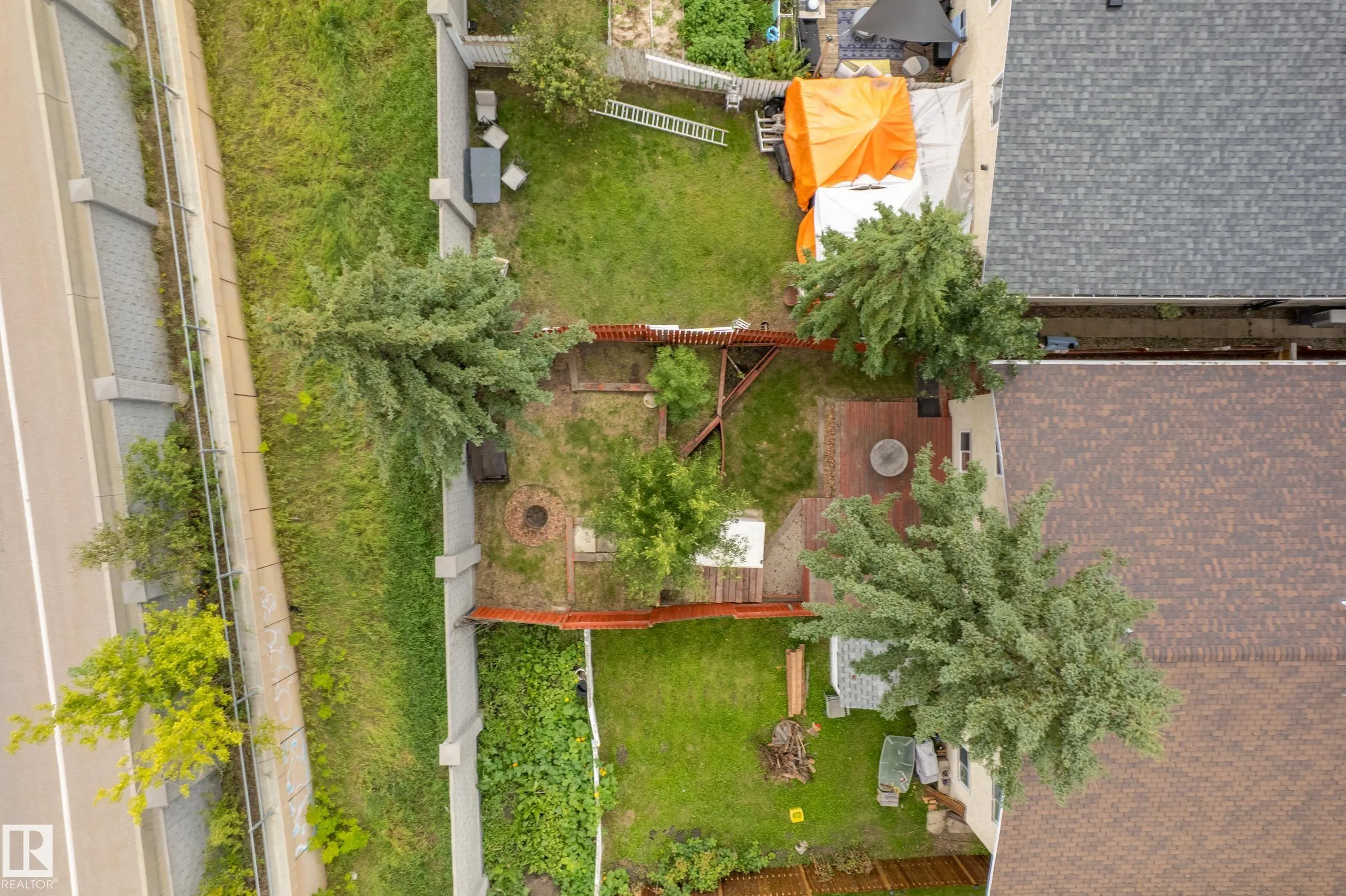 1927 104 Street
