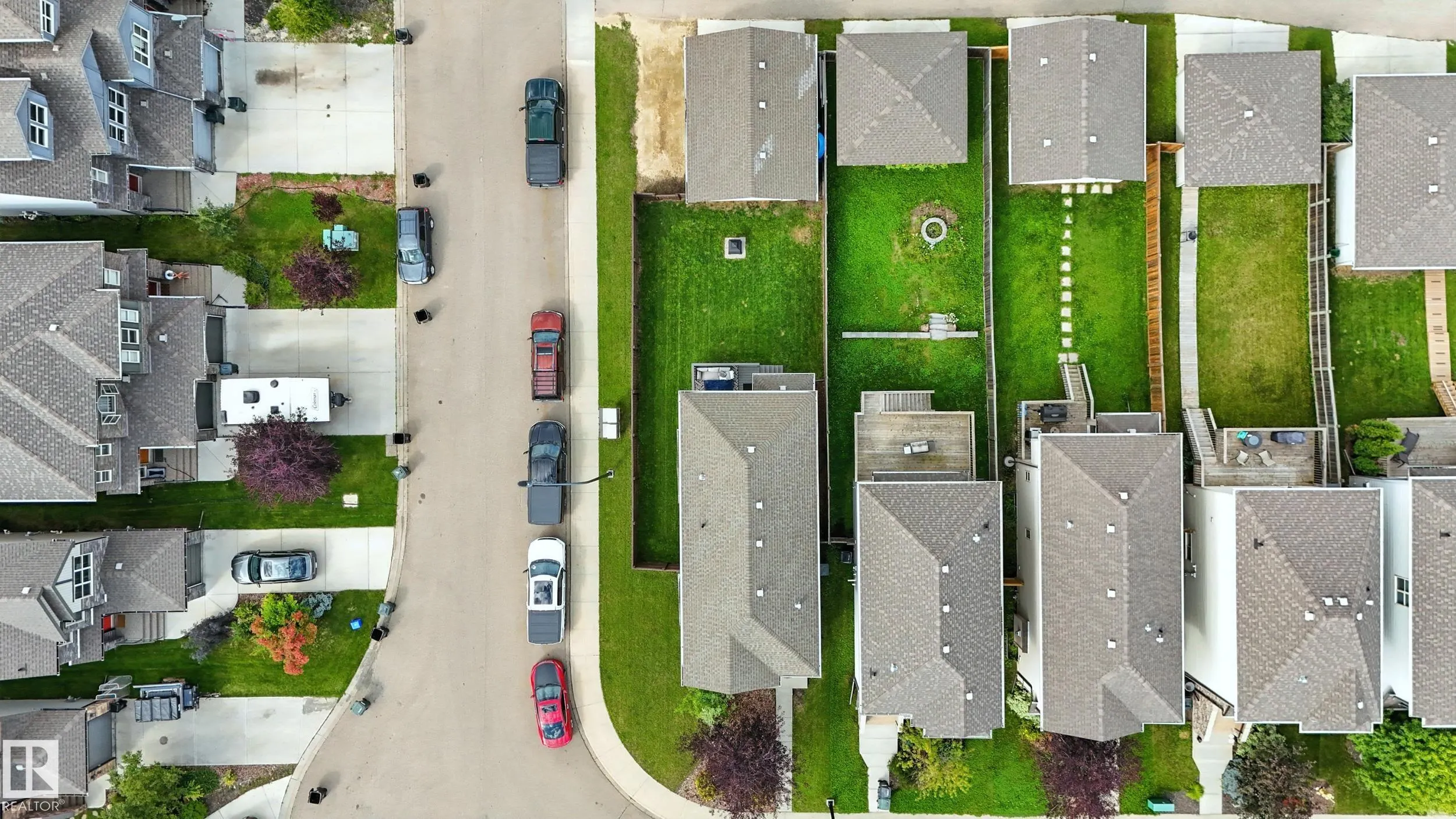 12 GREENBURY Crescent