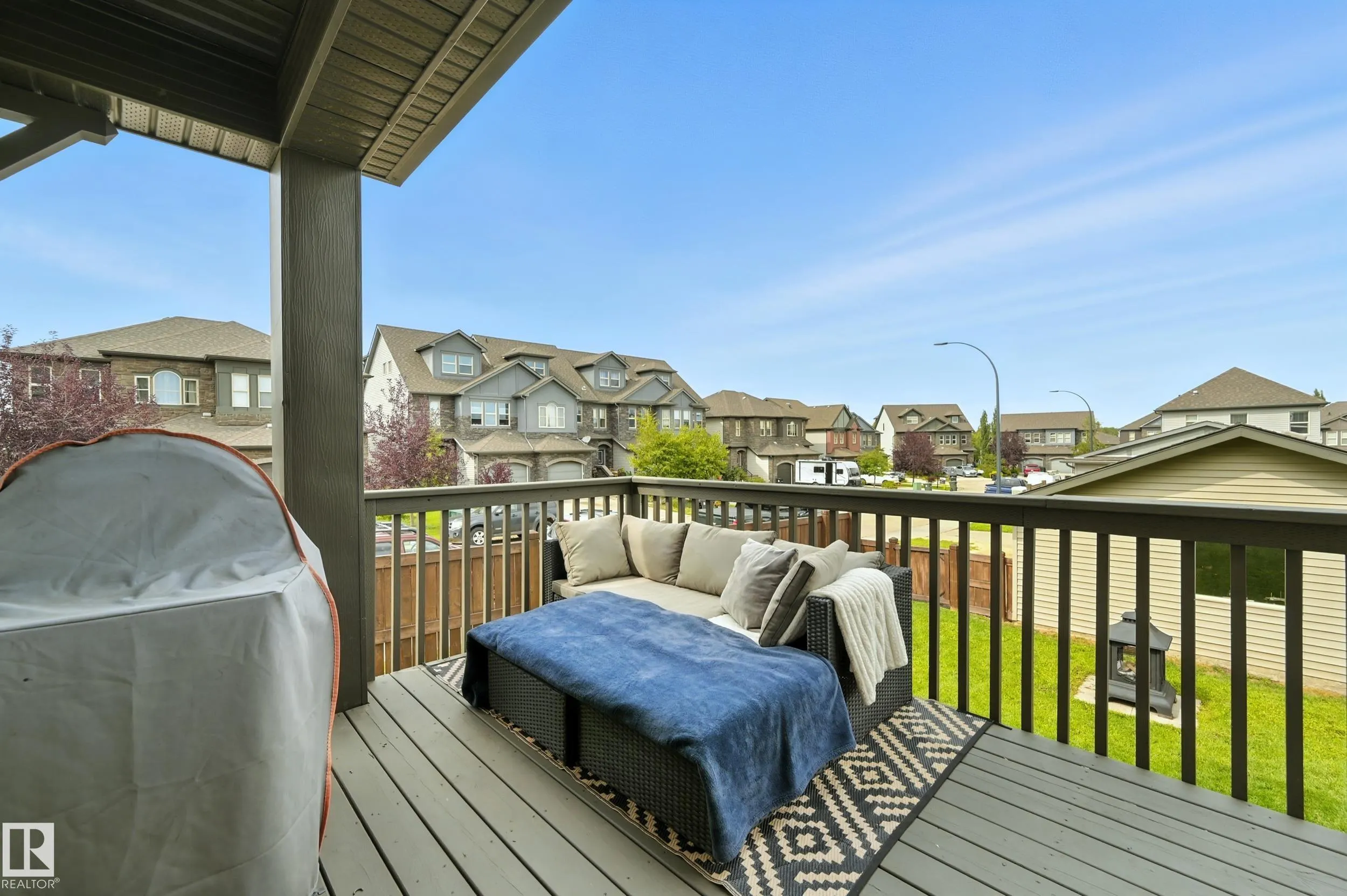 12 GREENBURY Crescent