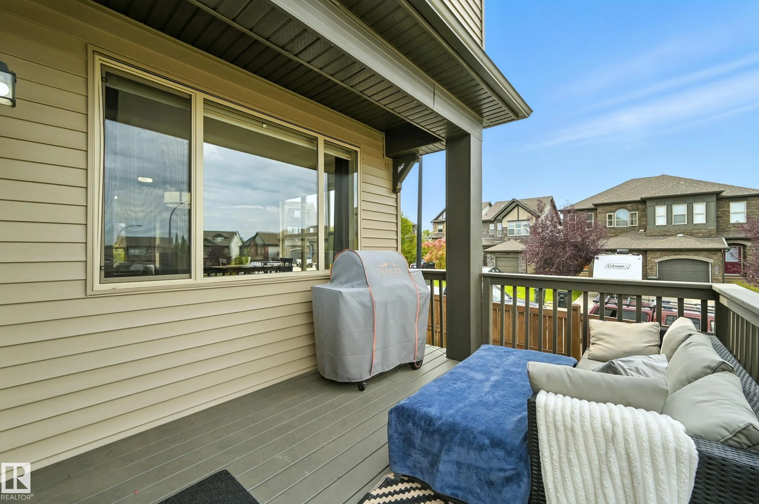 12 GREENBURY Crescent