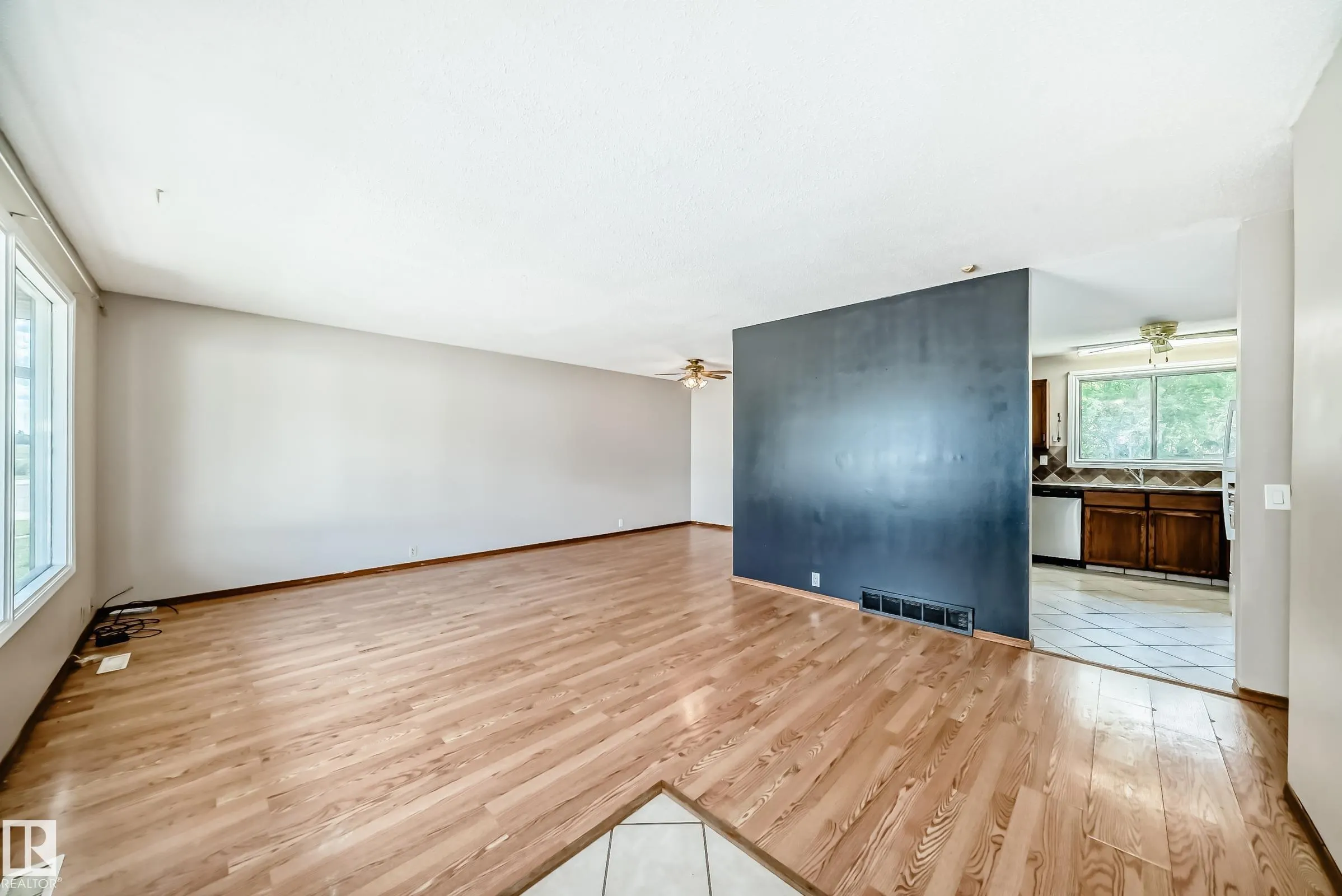 207 HOMESTEAD Crescent