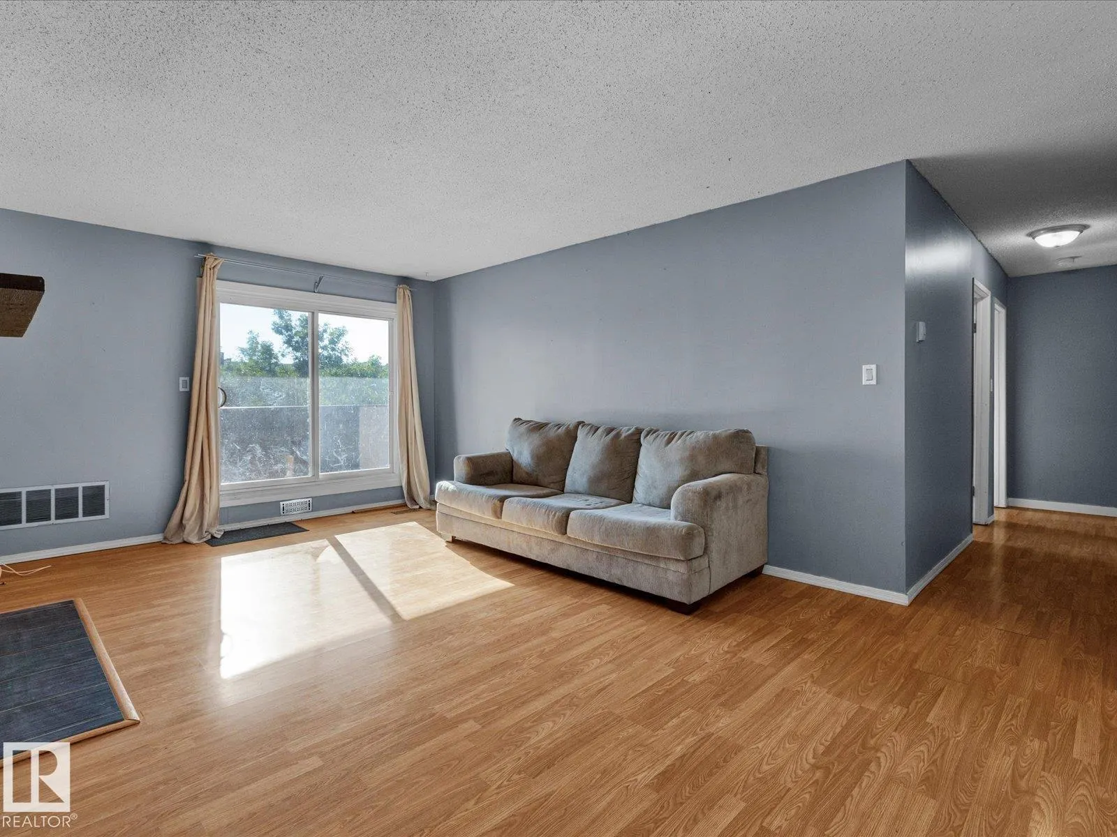 43 AKINS Drive