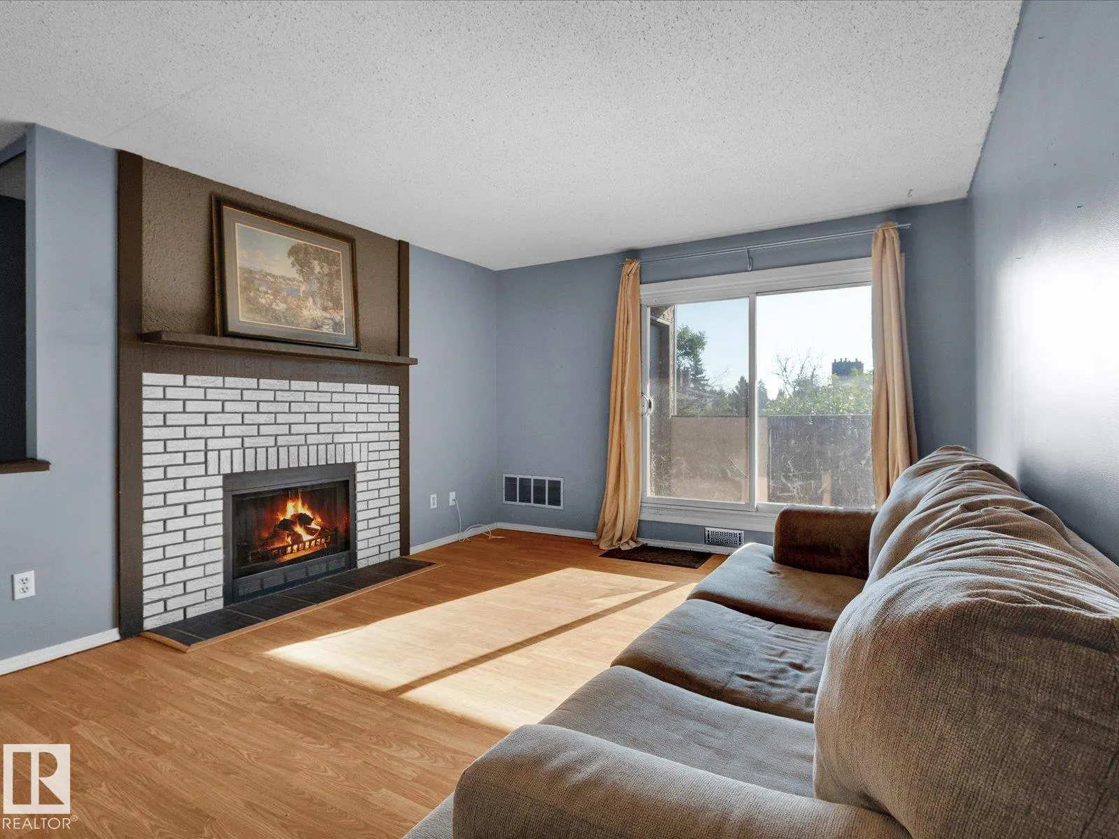 43 AKINS Drive
