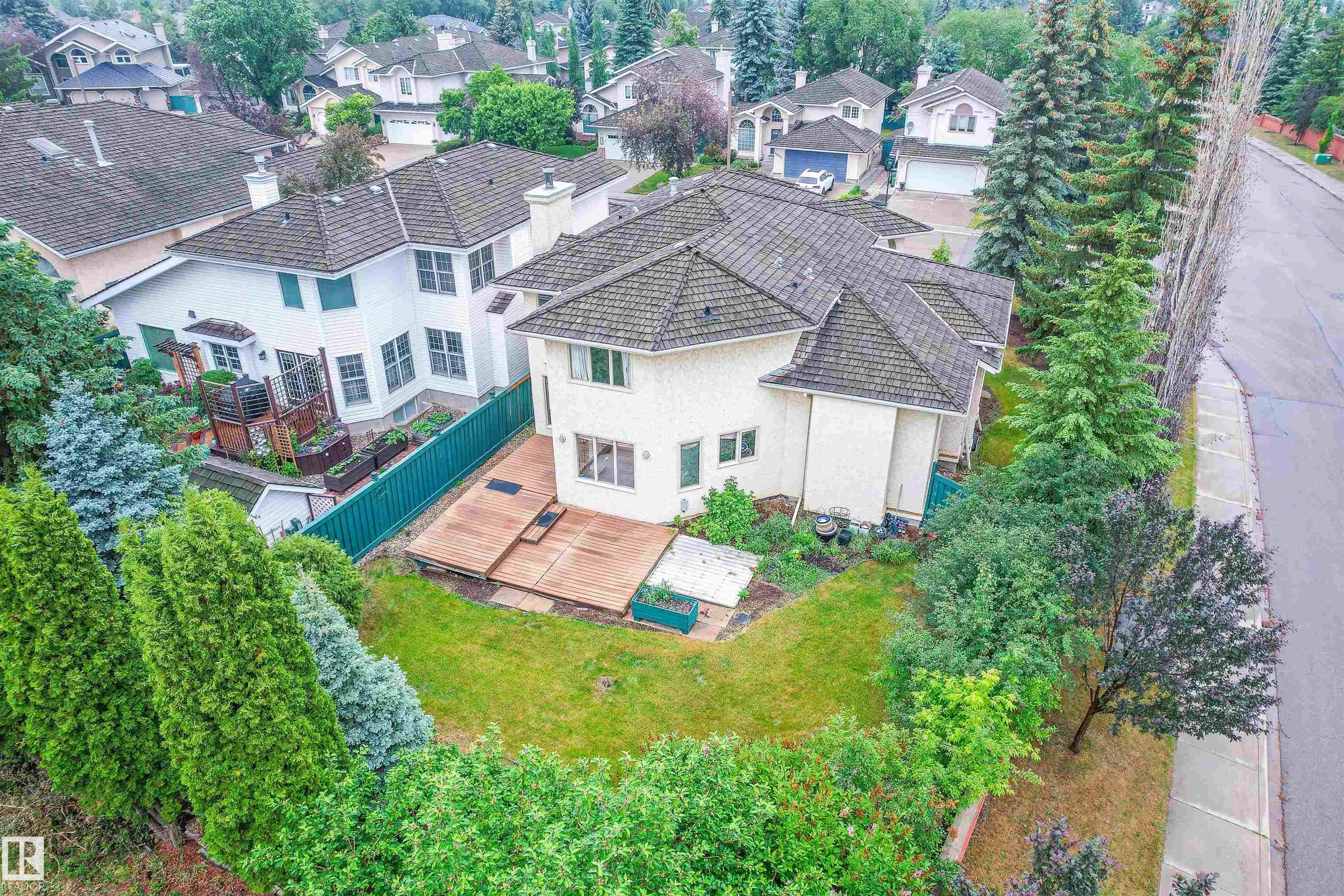 1095 FALCONER Road