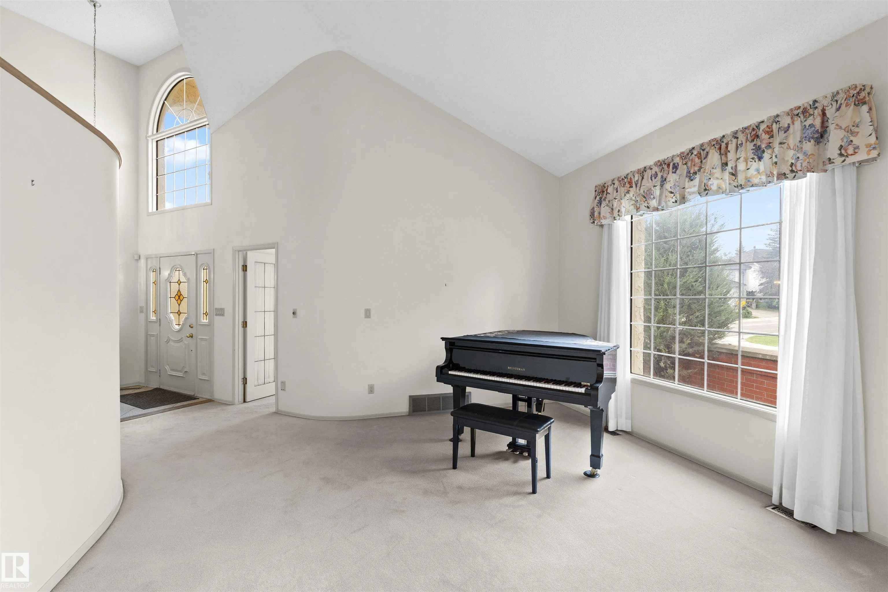 1095 FALCONER Road