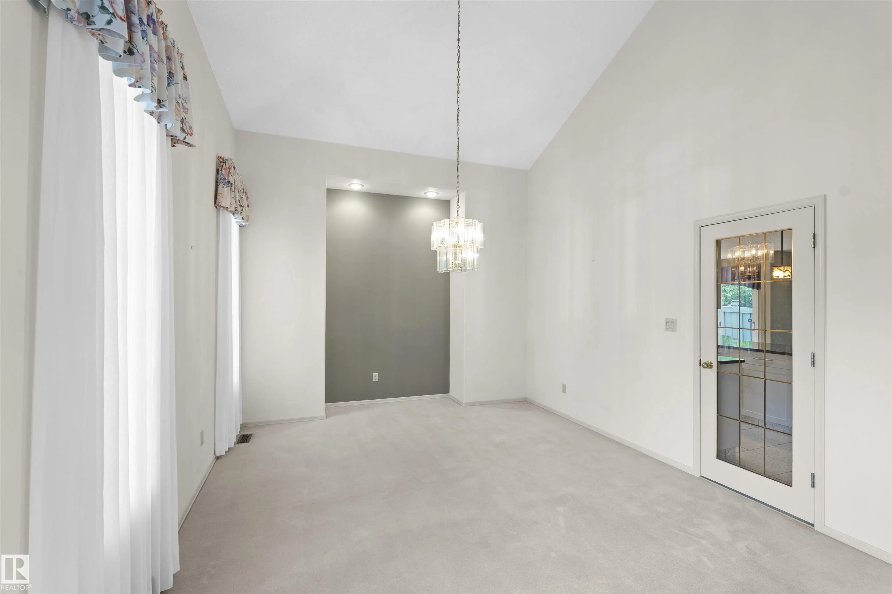 1095 FALCONER Road
