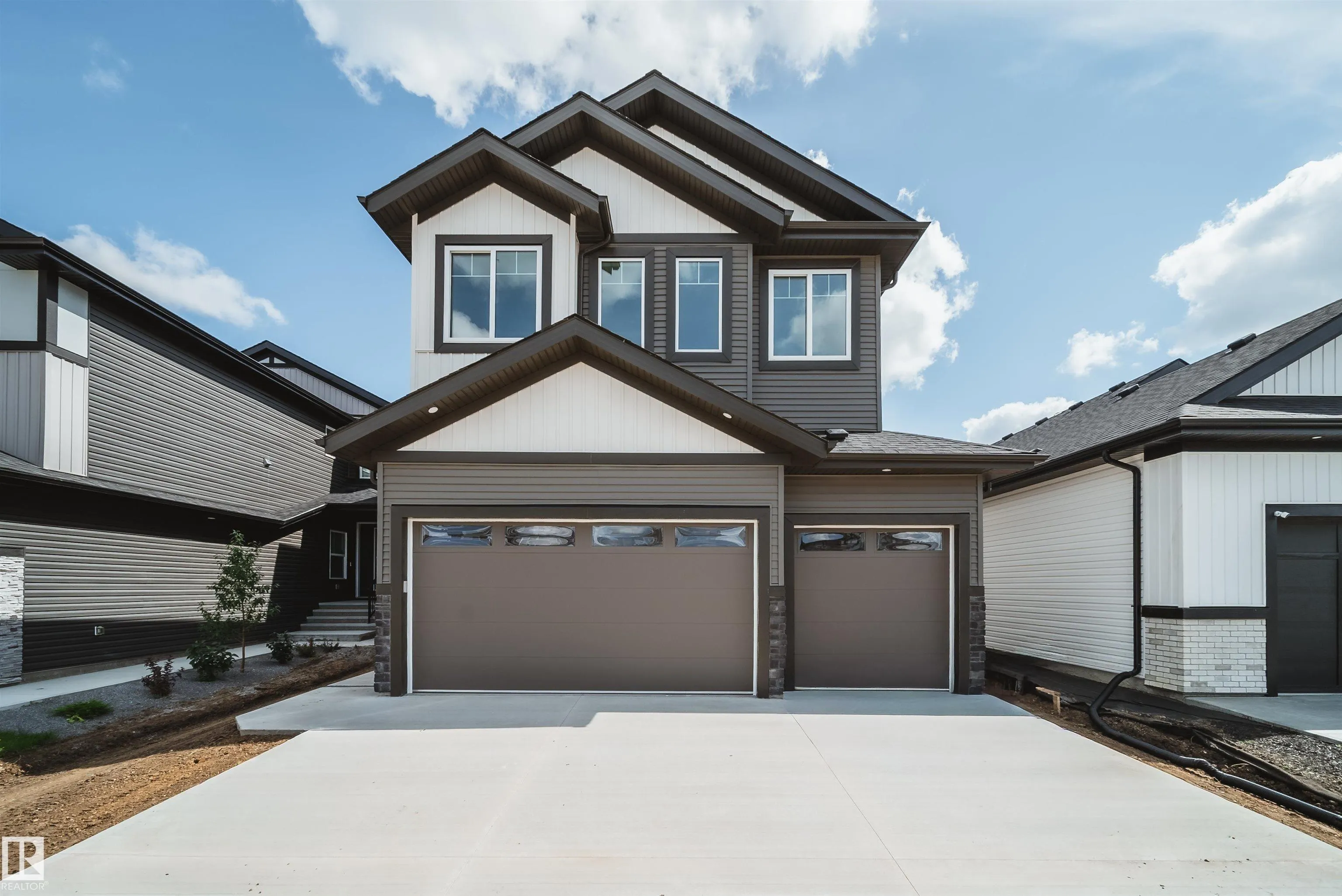 42 DILLWORTH Crescent