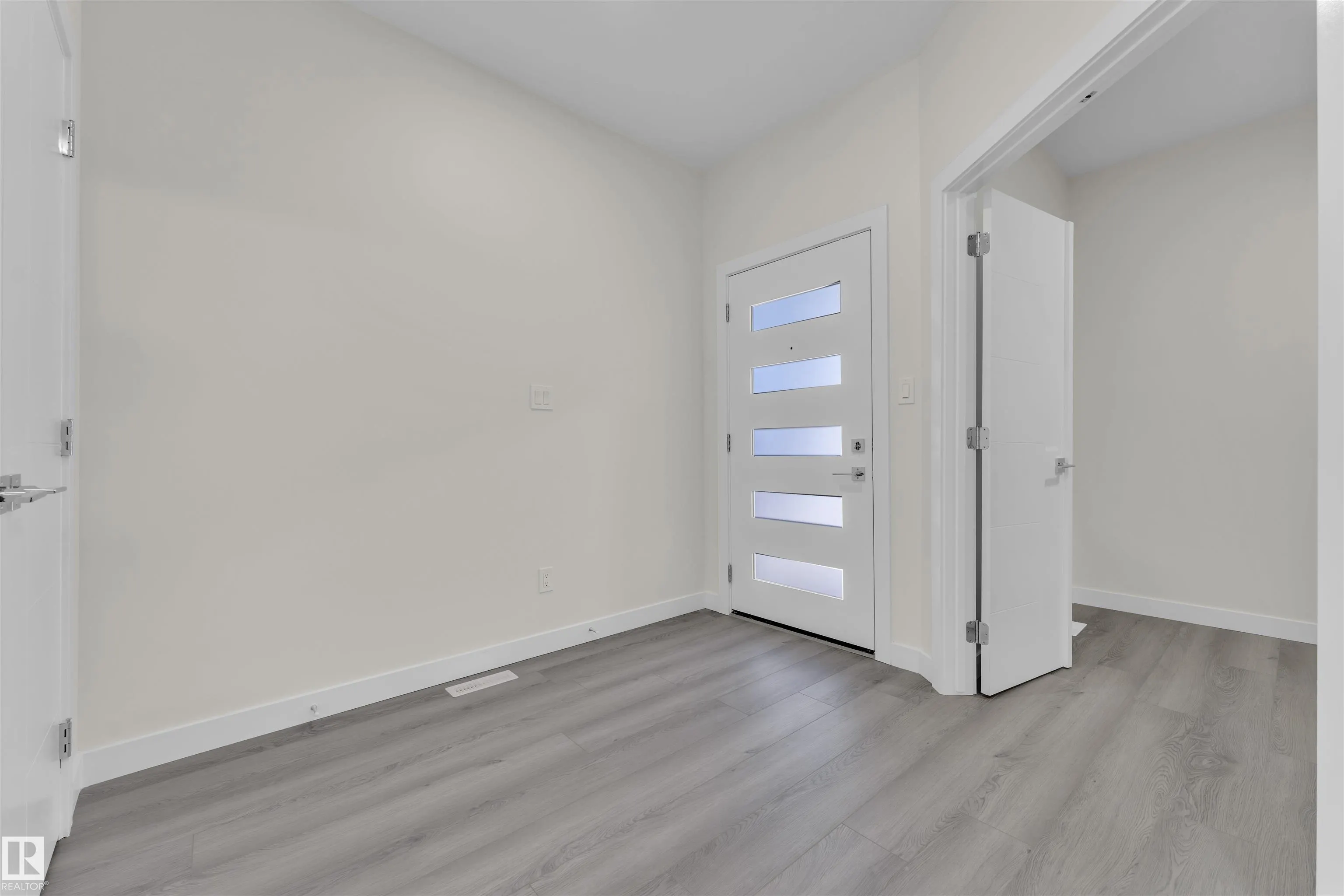 21 Westwyck Link