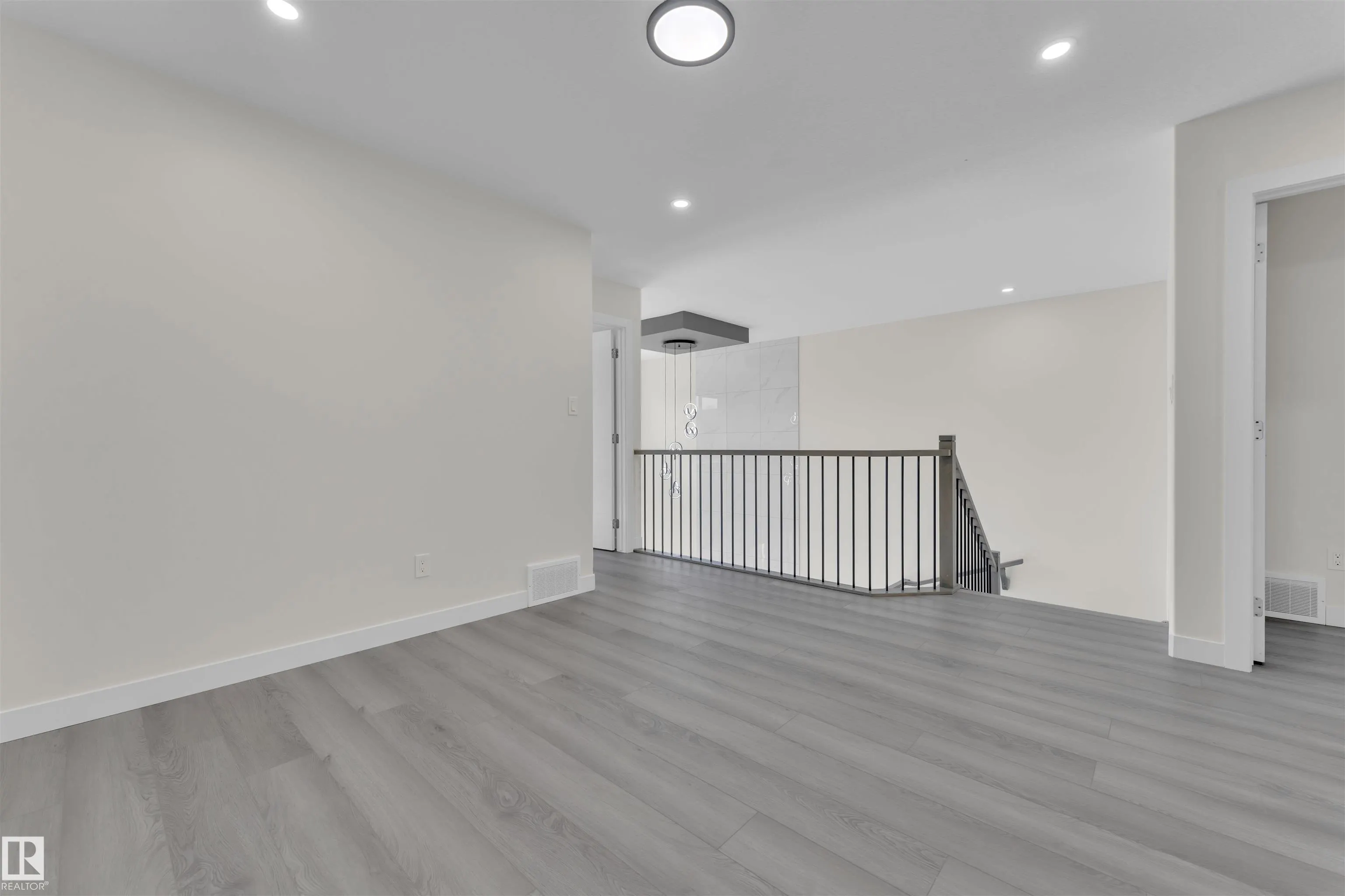 21 Westwyck Link
