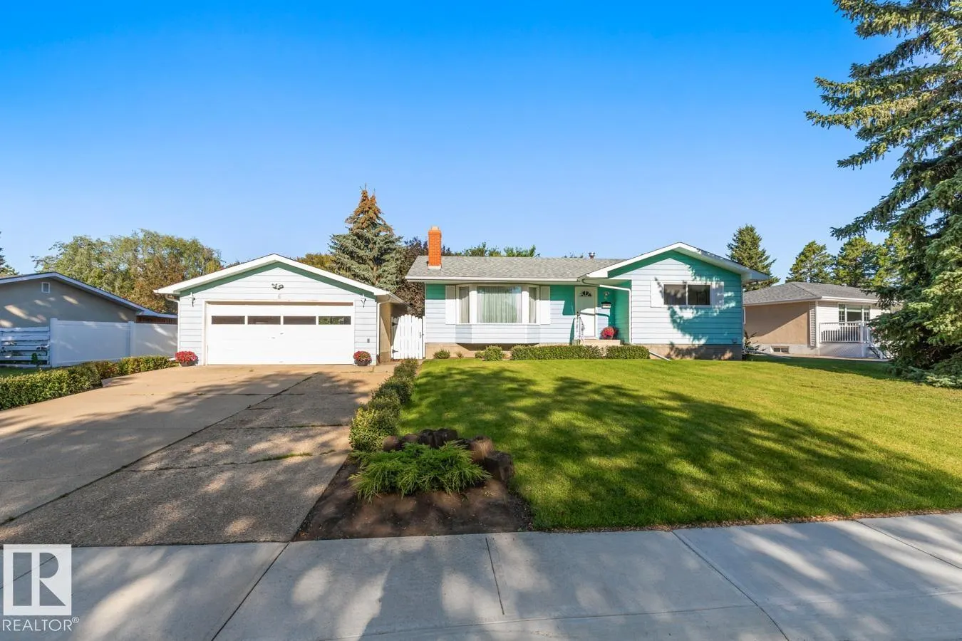 6 STRATHCONA Place