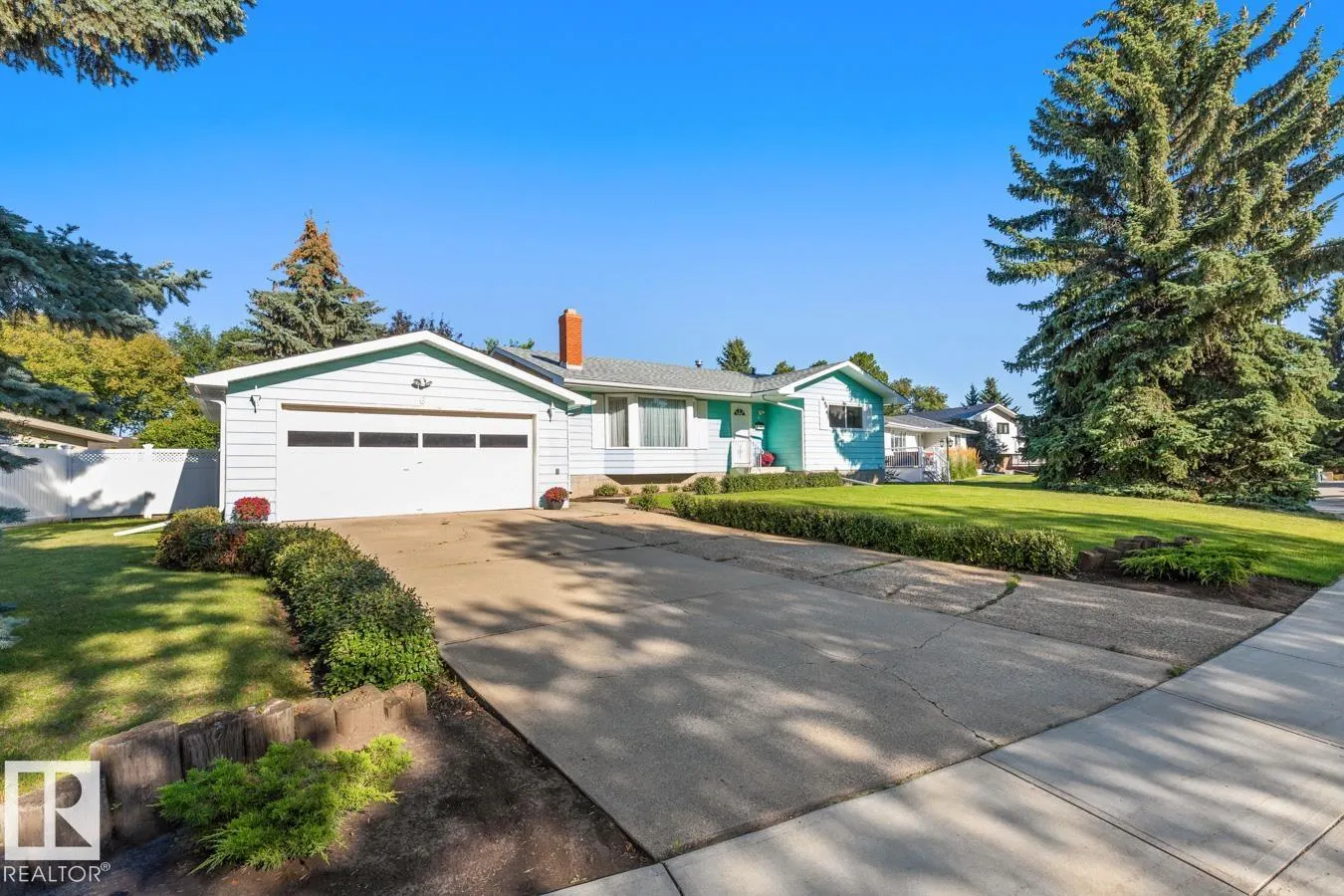 6 STRATHCONA Place