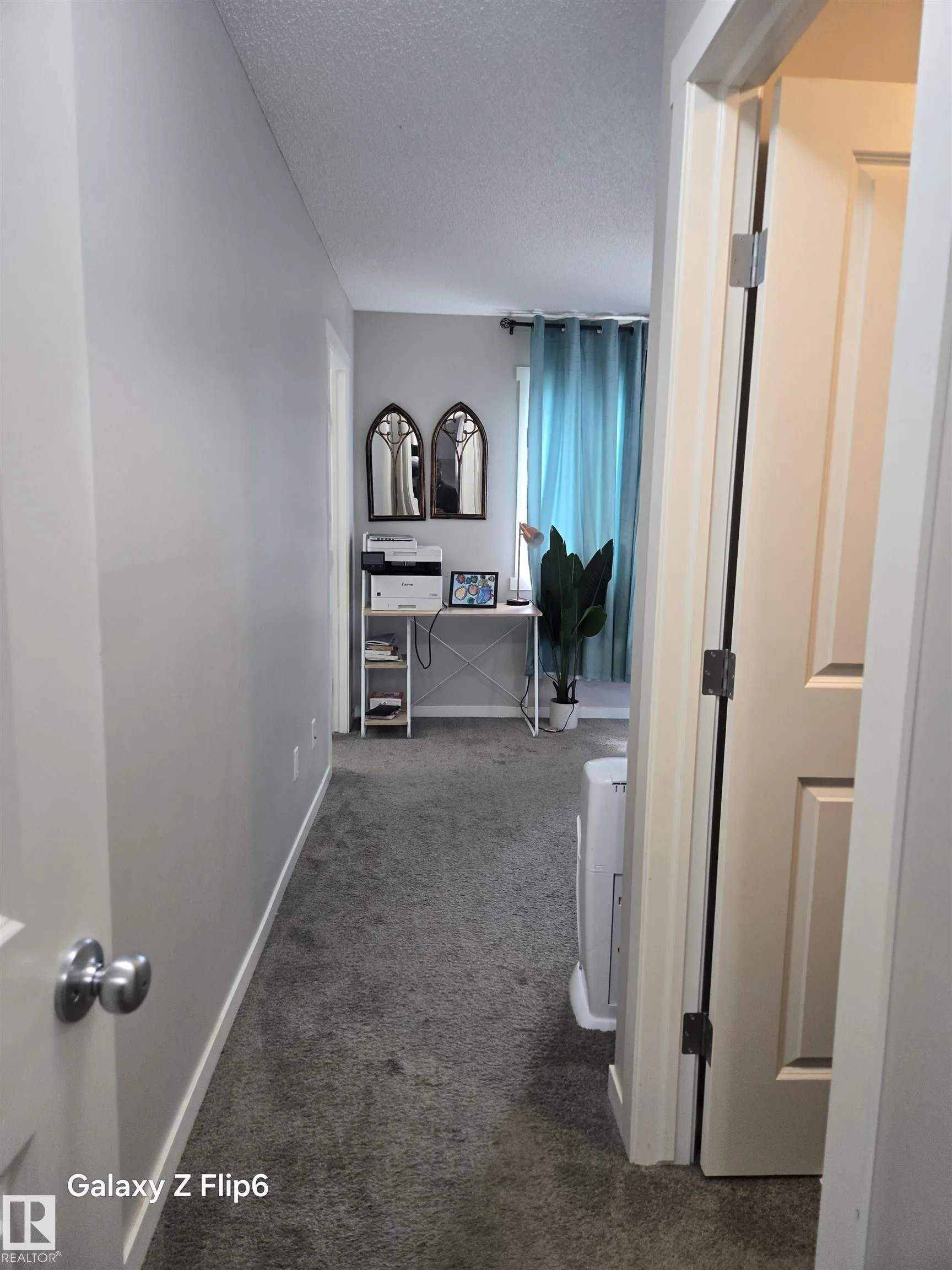 1248 ROSENTHAL Boulevard