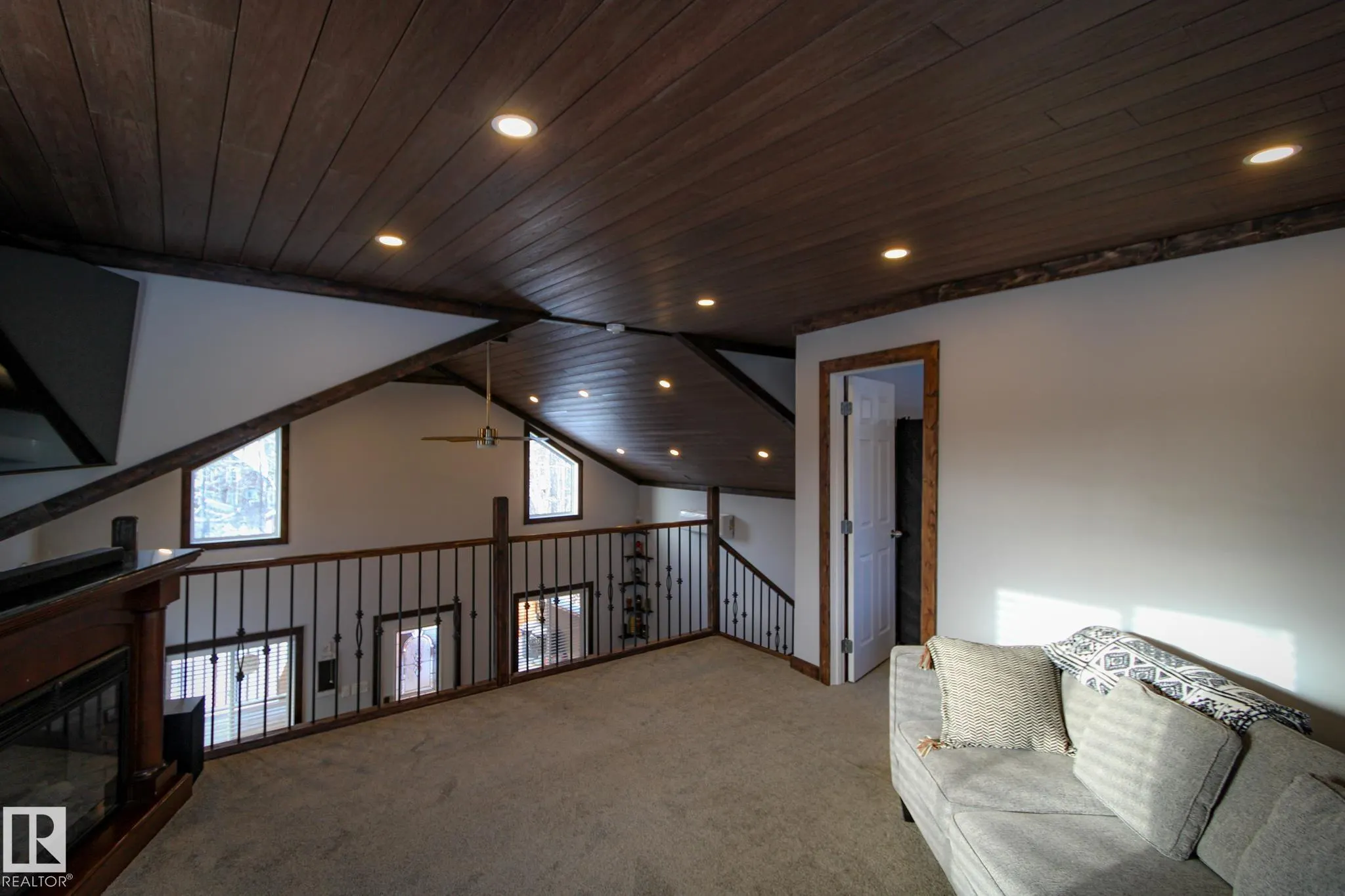 102 11502 Township Road 604