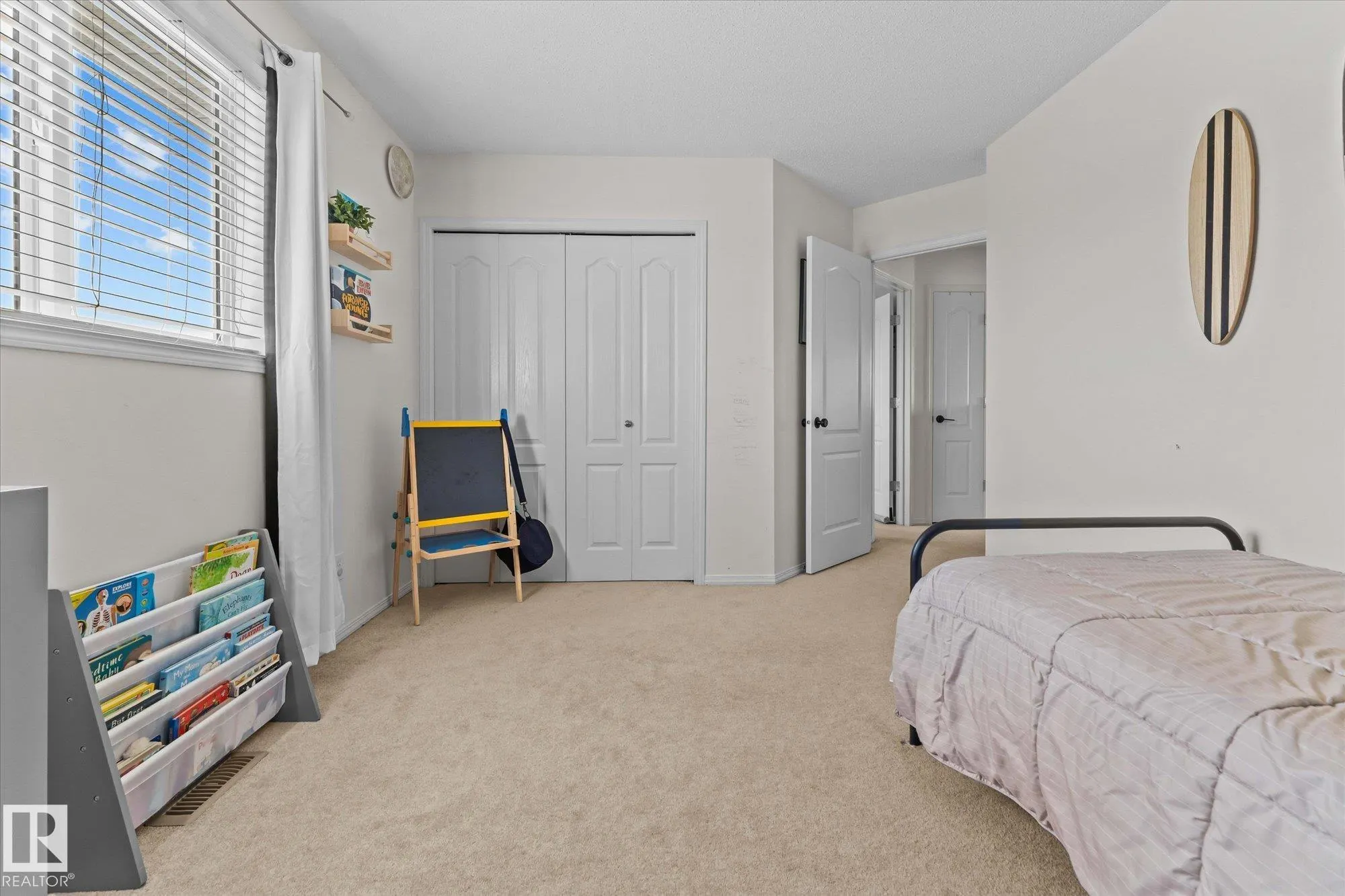 12 LEYLAND Way