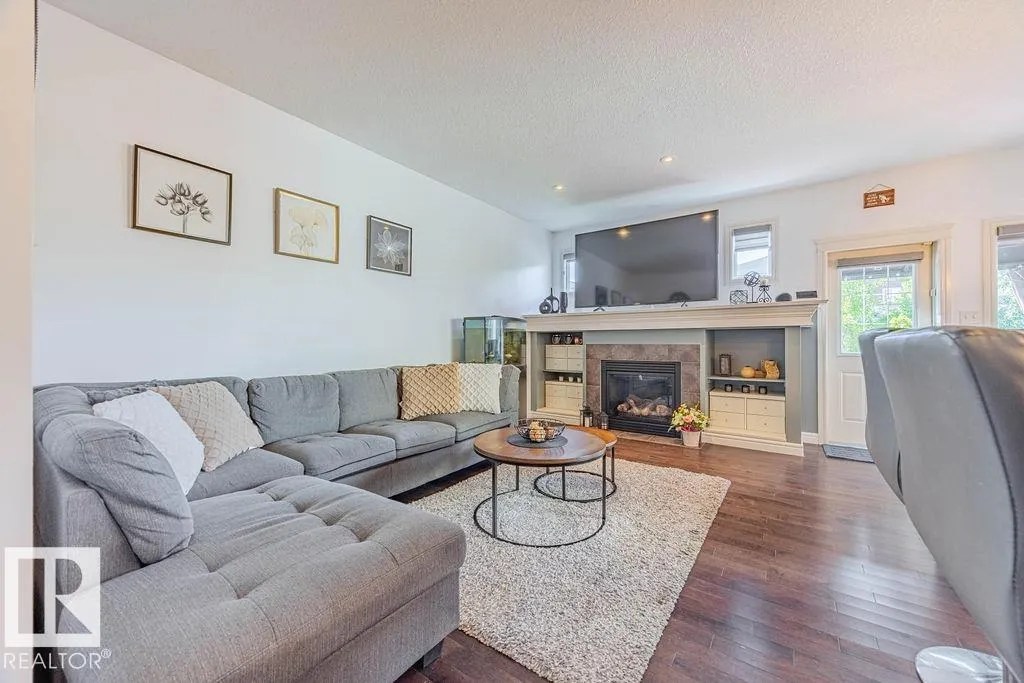 4081 ALEXANDER Way
