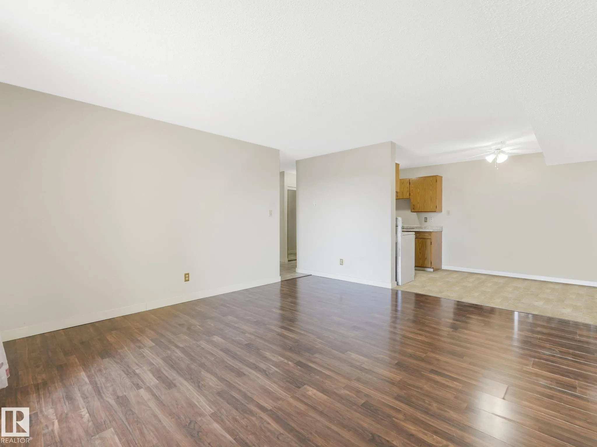 1945 105 Street