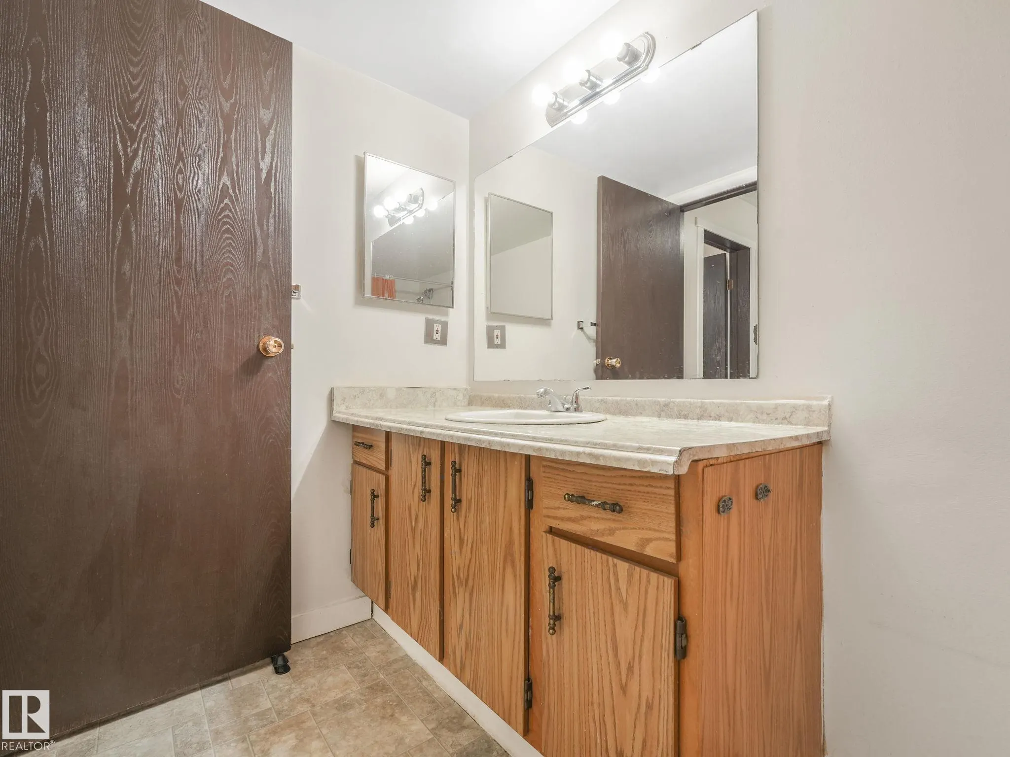 1945 105 Street