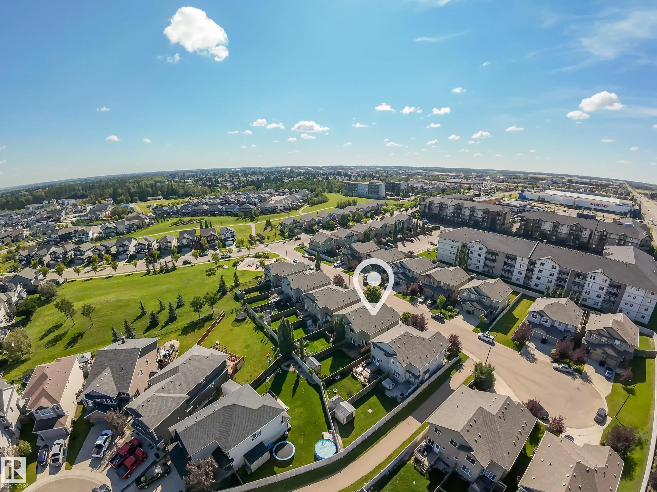 17 MEADOWVIEW Court