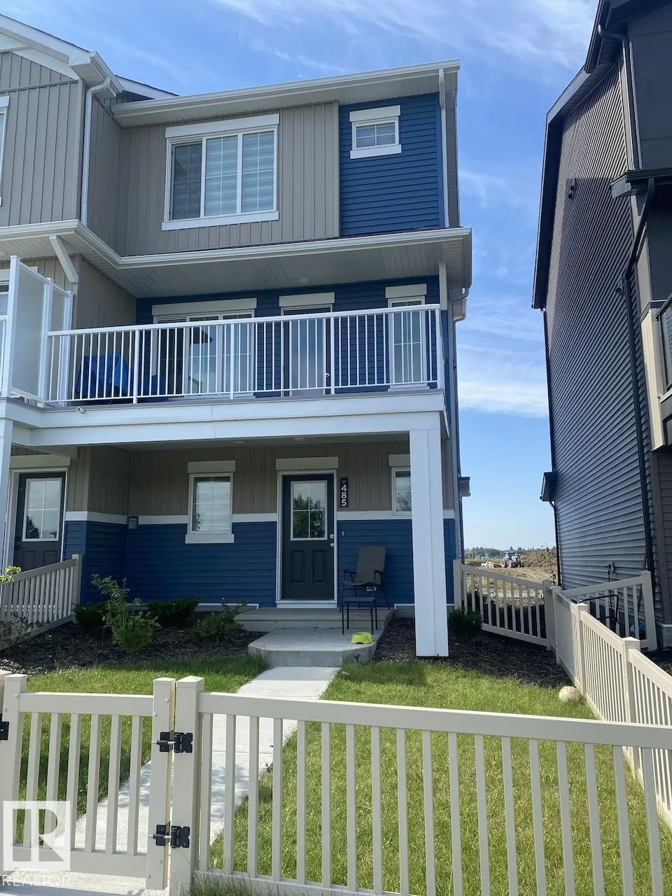485 DESROCHERS Boulevard