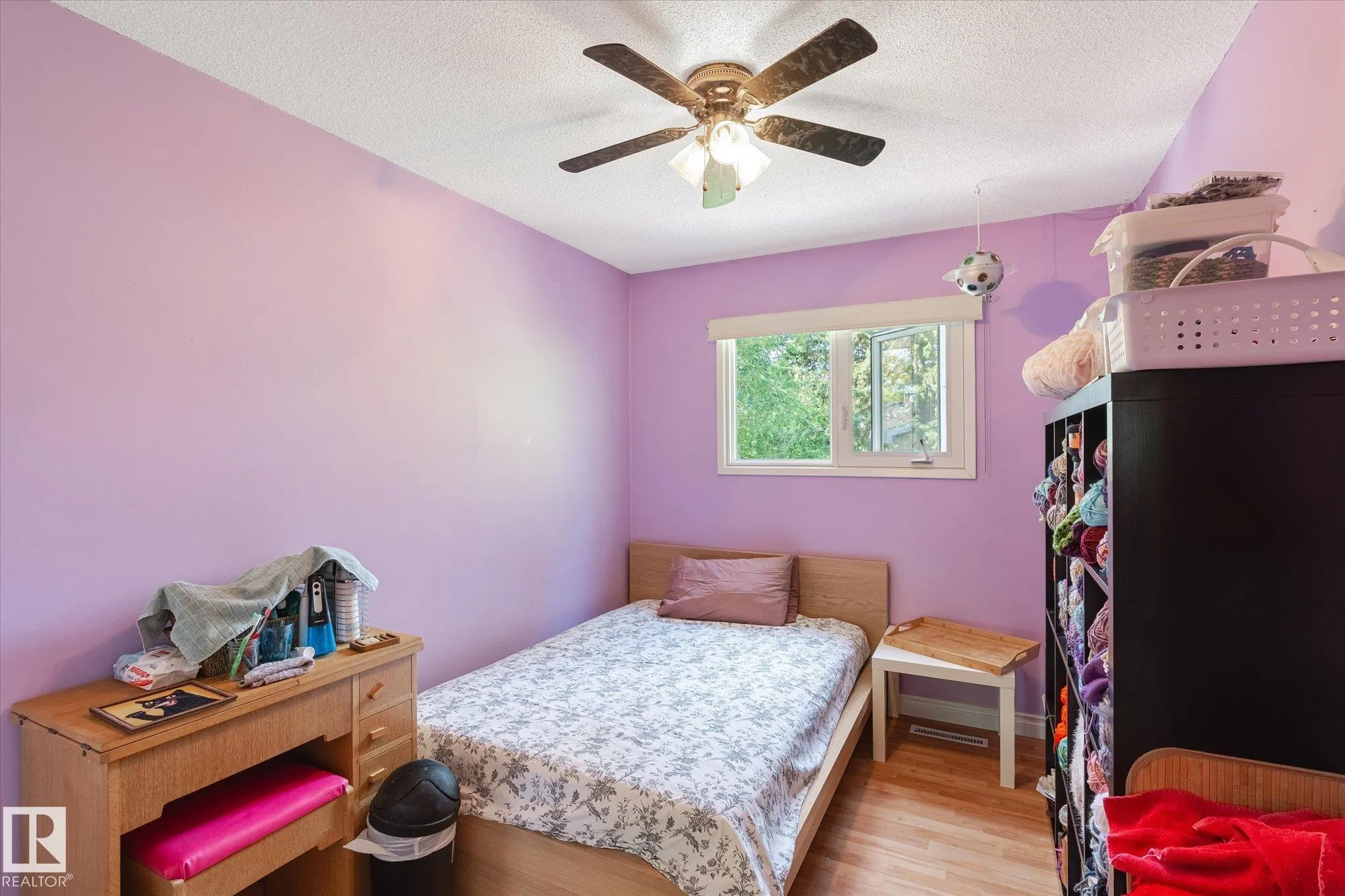 36 BROADVIEW Crescent