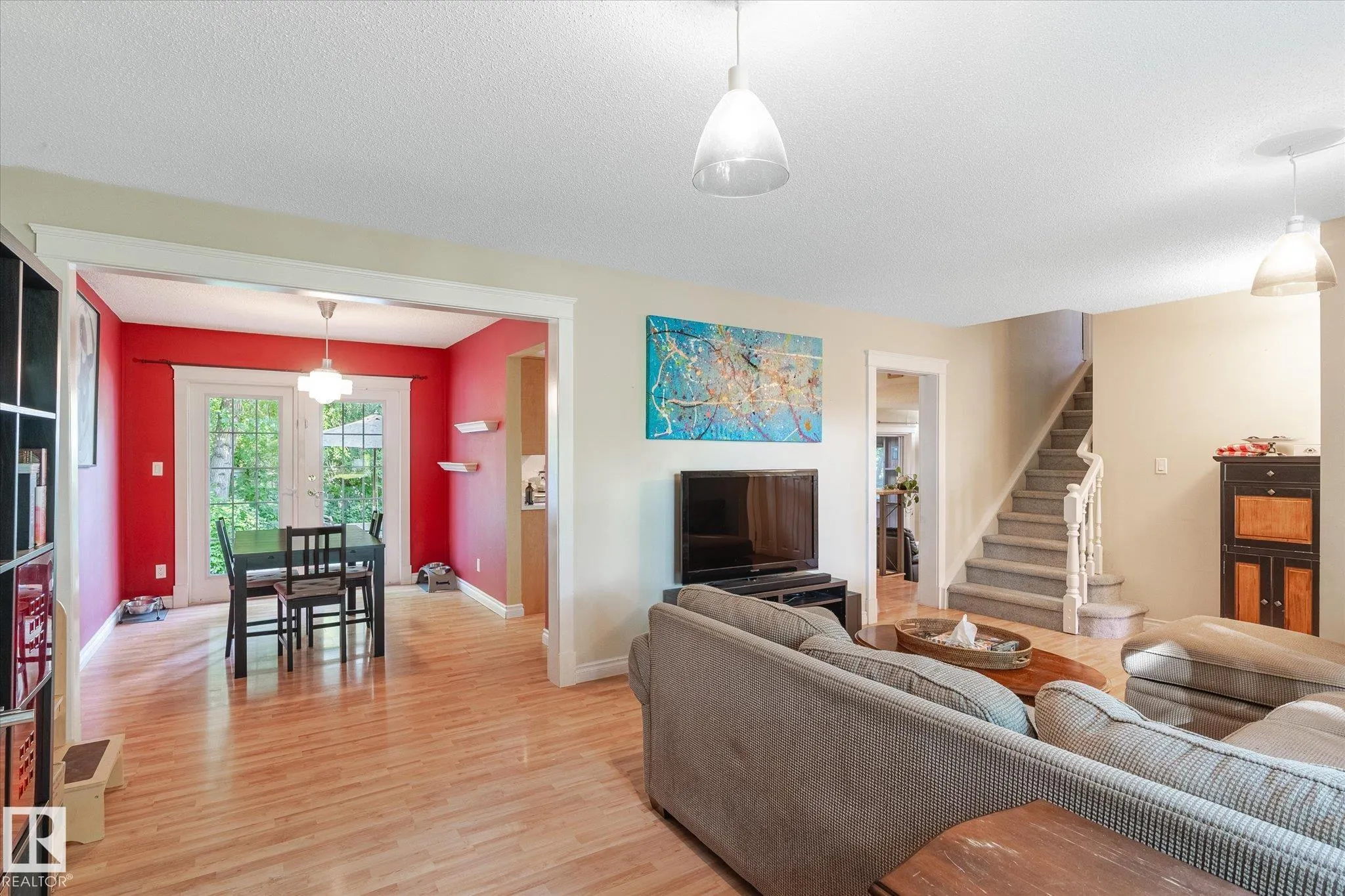 36 BROADVIEW Crescent
